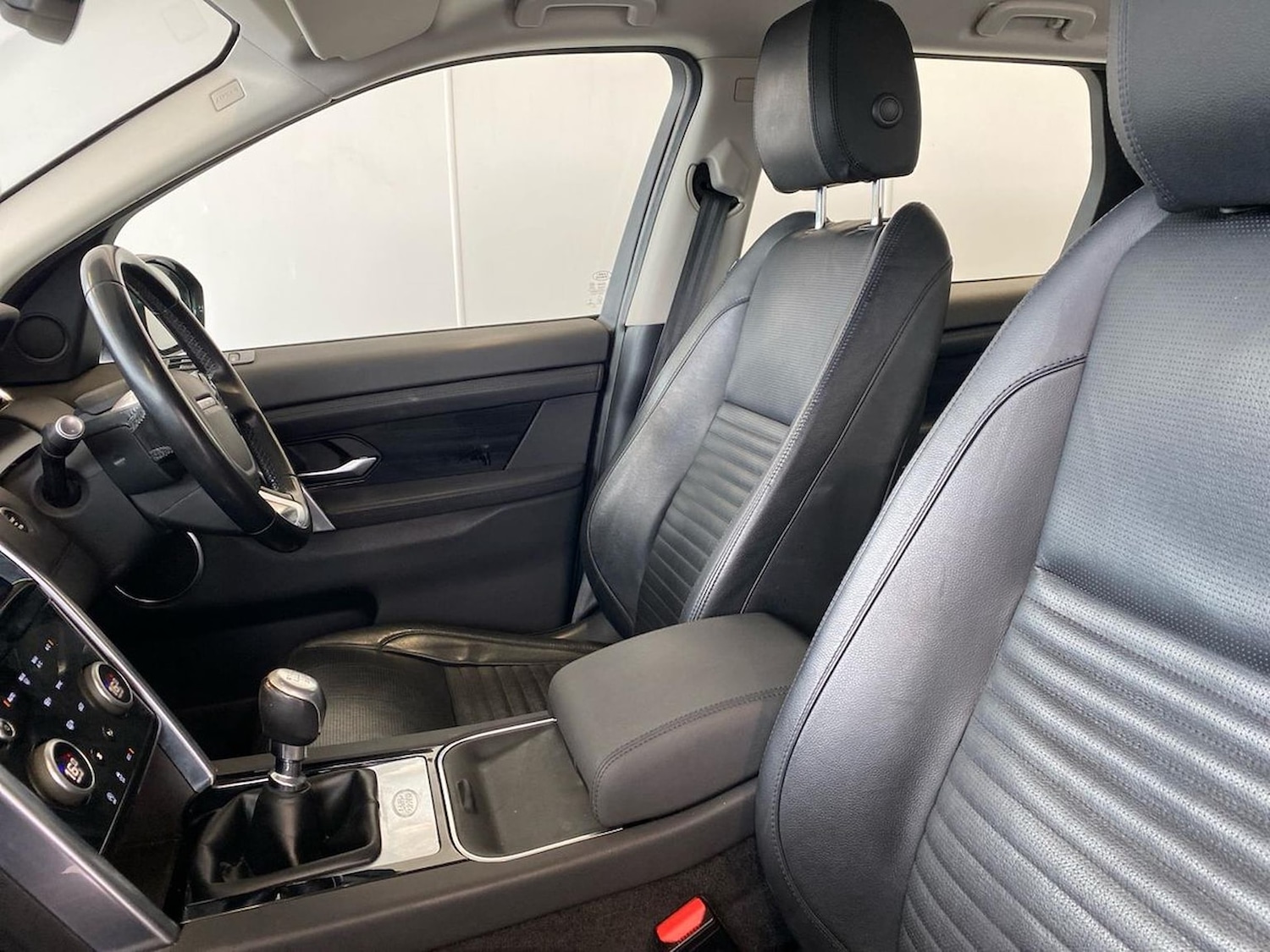 Used Land Rover Discovery Sport 2019 for sale - 78195301: Photo 40