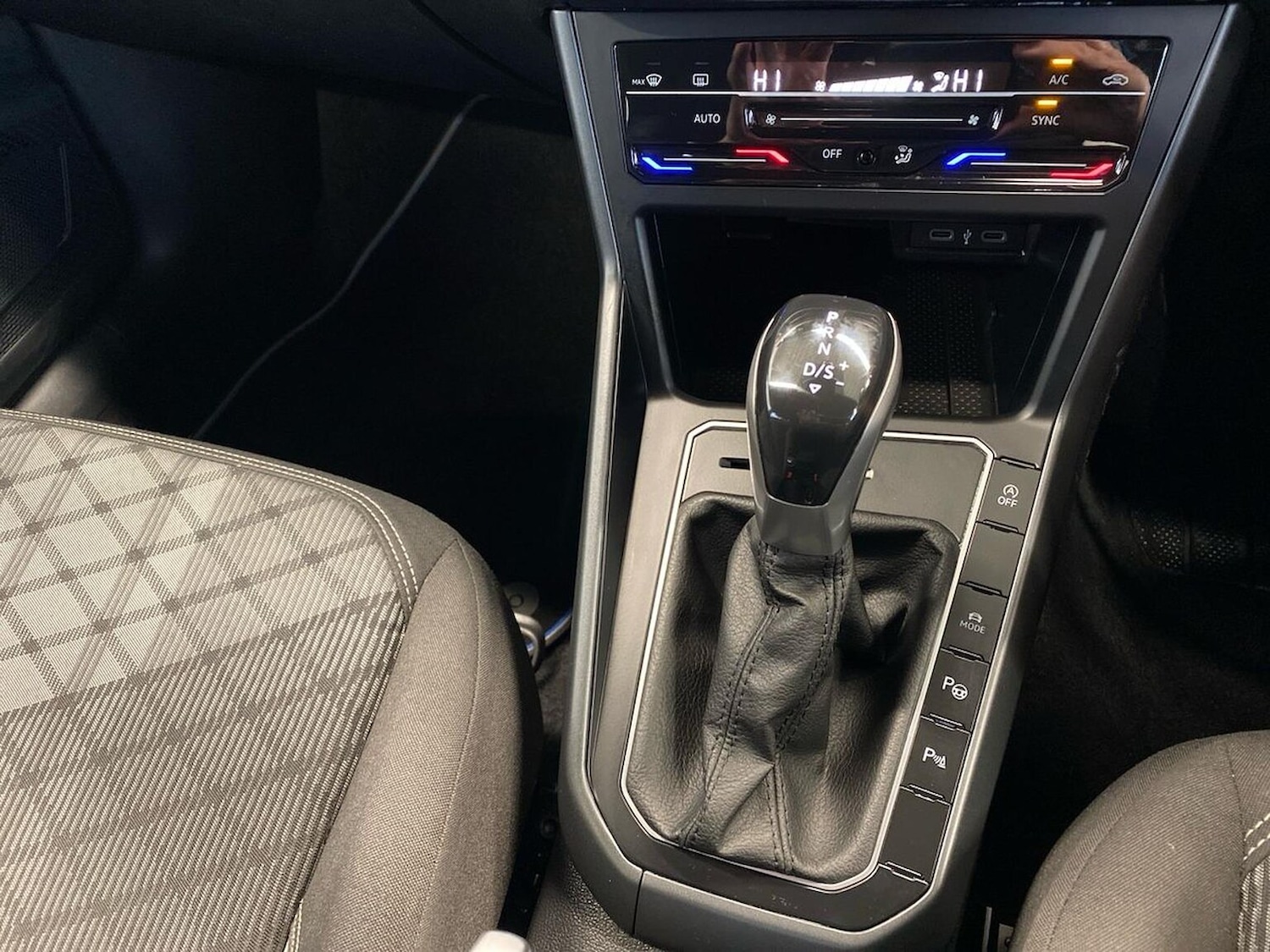 Used Volkswagen Taigo 2024 for sale - 76860026: Photo 12