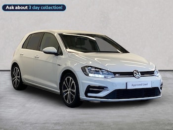Used Volkswagen Golf 2019 for sale - 76455328: Photo