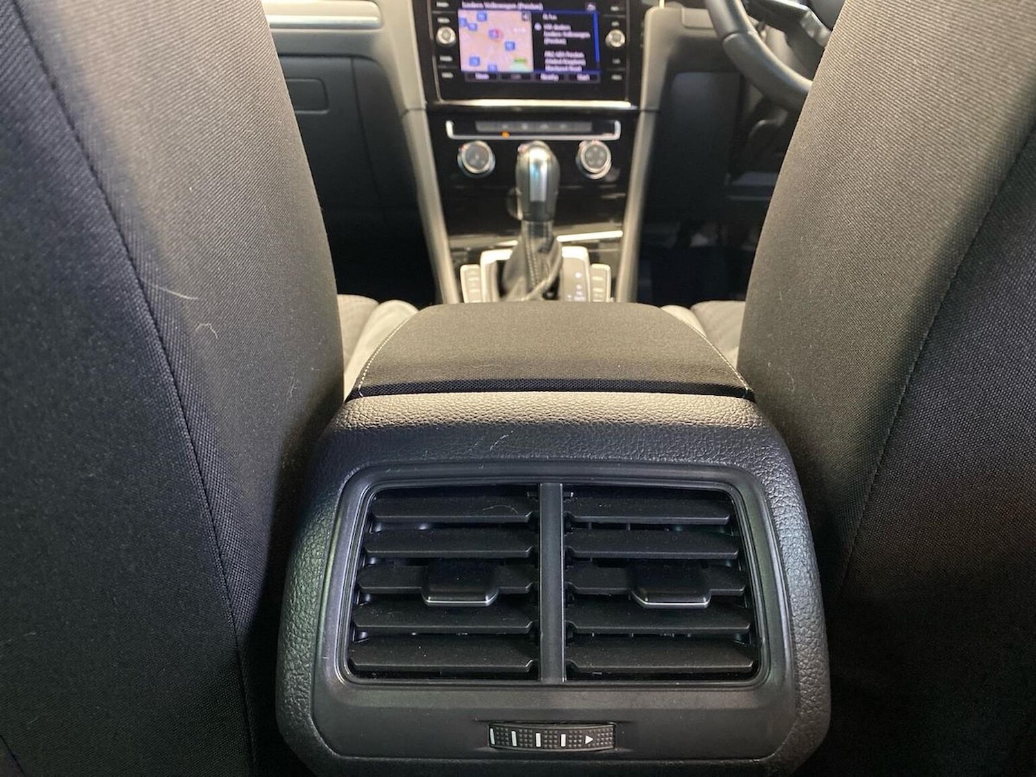 Used Volkswagen Golf 2019 for sale - 76455328: Photo 26