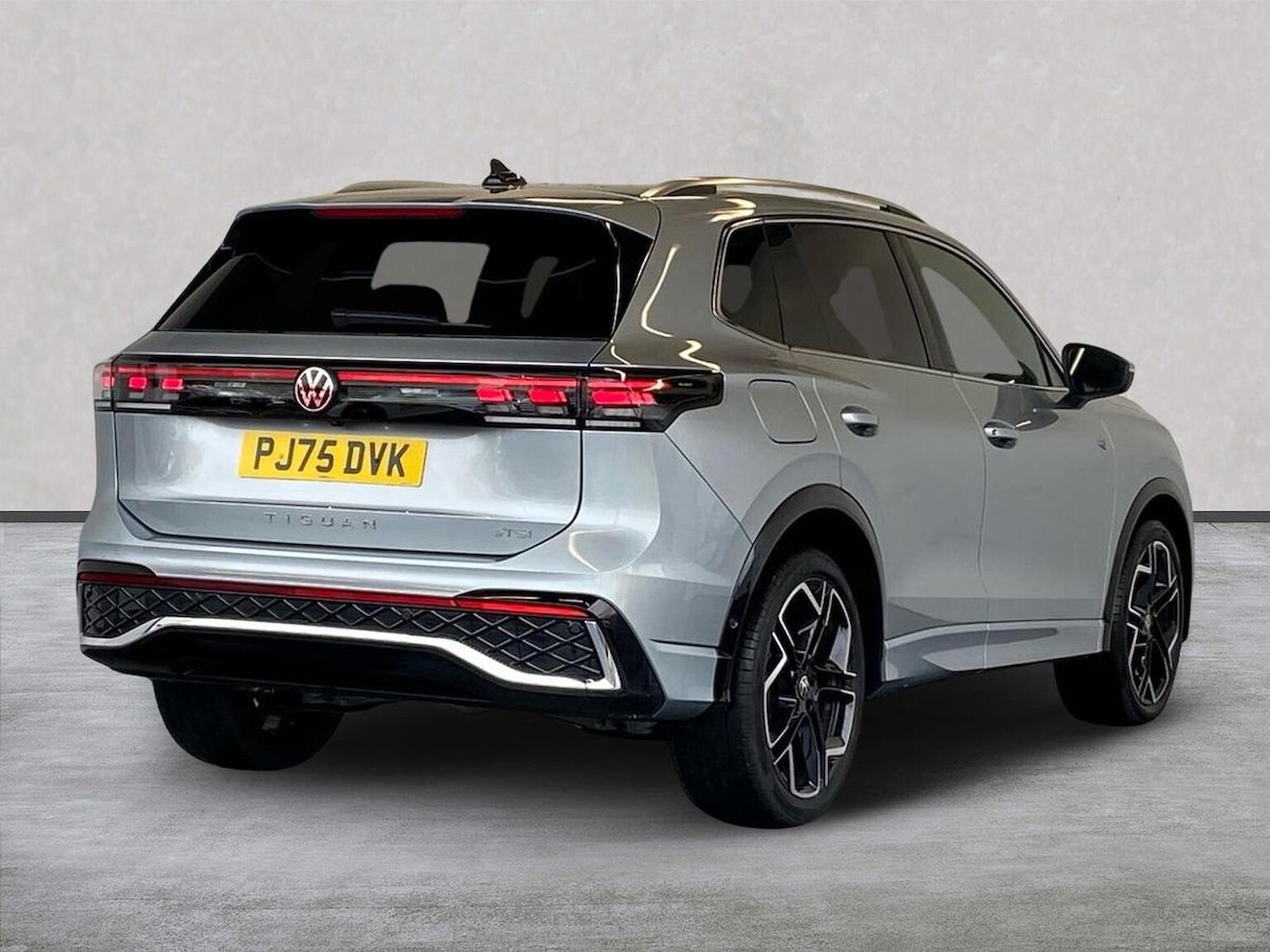 Used Volkswagen Tiguan 2025 for sale - 76725901: Photo 17