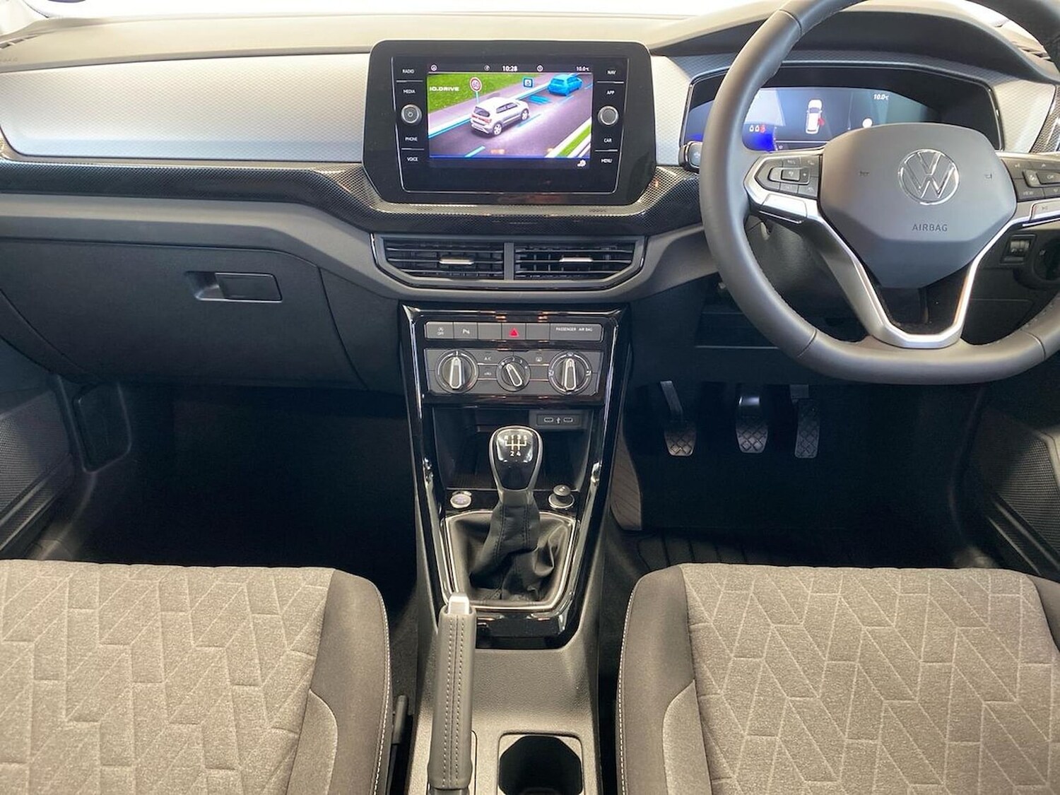 Used Volkswagen T-Cross 2025 for sale - 77488786: Photo 12