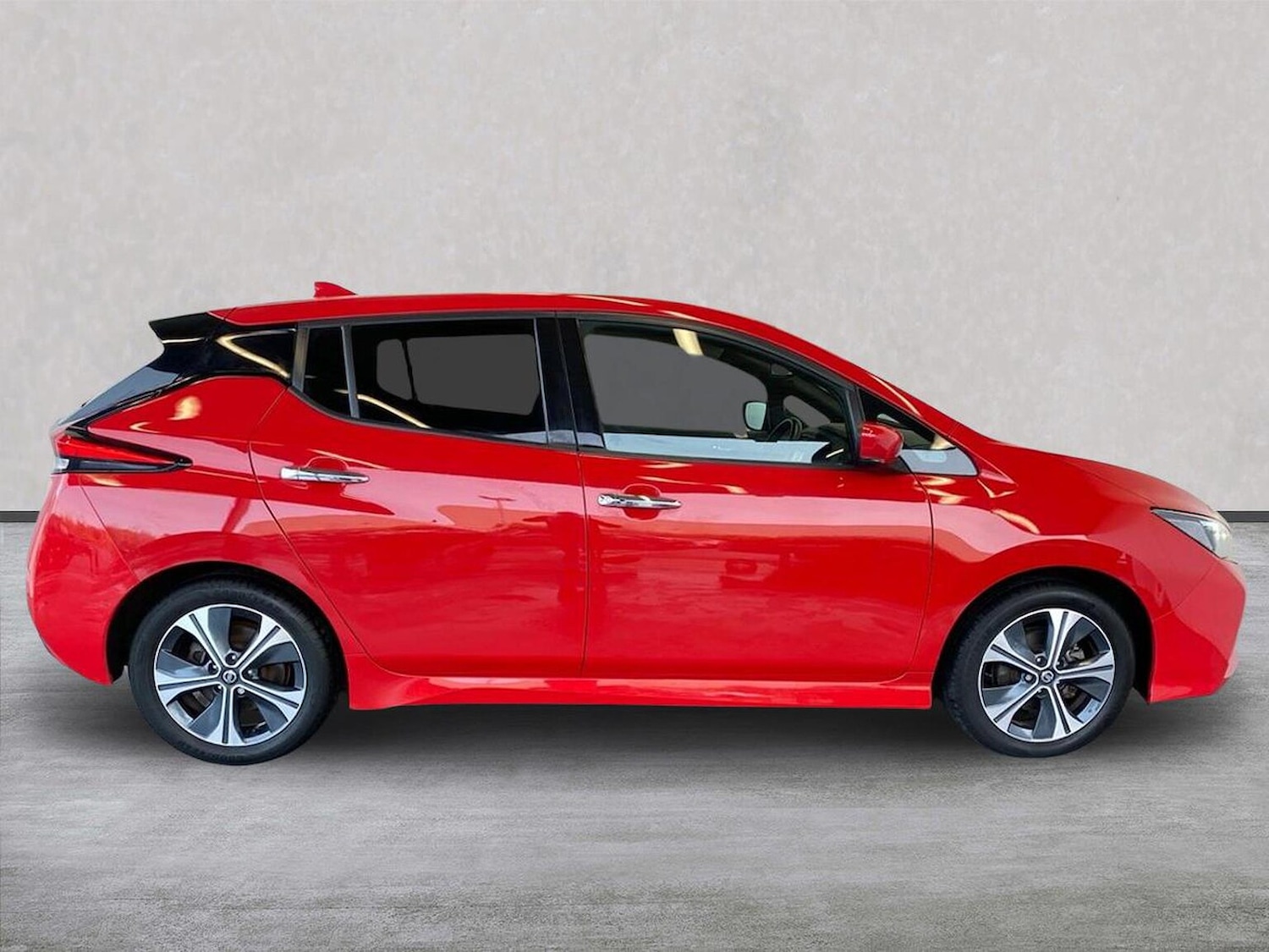 Used Nissan Leaf 2021 for sale - 77488765: Photo 5