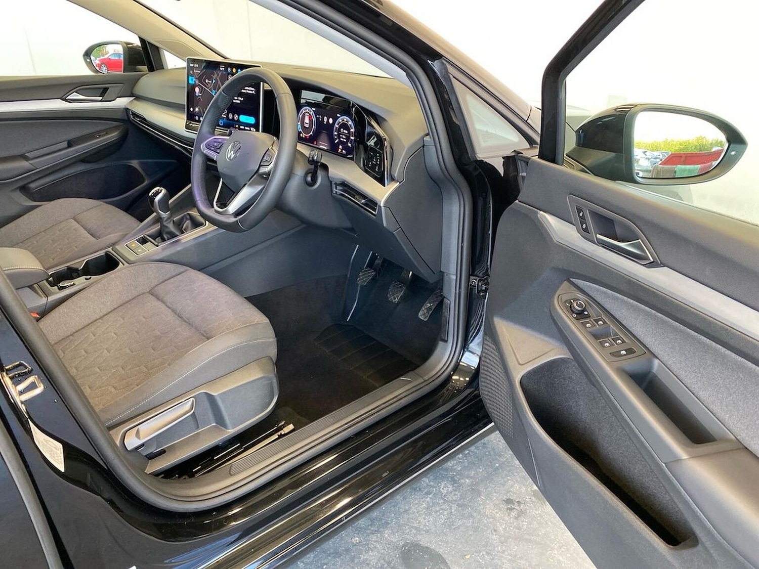 Used Volkswagen Golf 2025 for sale - 76905079: Photo 21