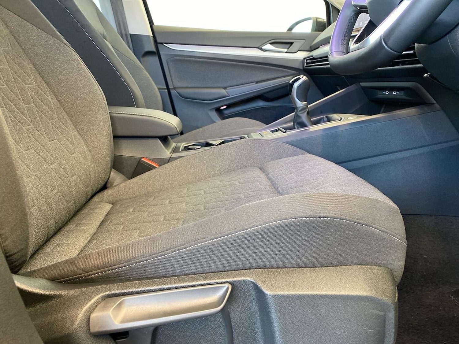 Used Volkswagen Golf 2025 for sale - 76905079: Photo 30