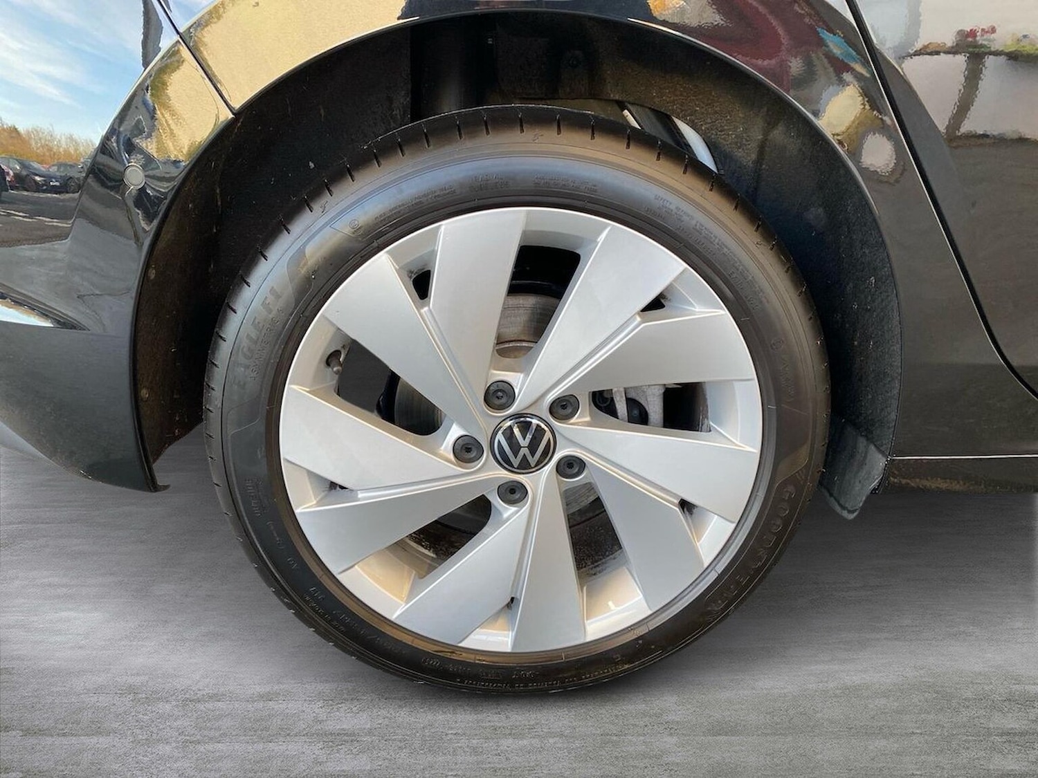 Used Volkswagen Golf 2025 for sale - 76905079: Photo 6