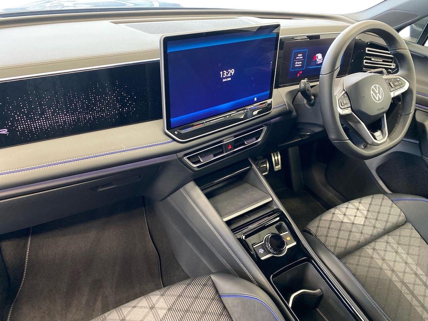 Used Volkswagen Tiguan 2025 for sale - 77775116: Photo 7