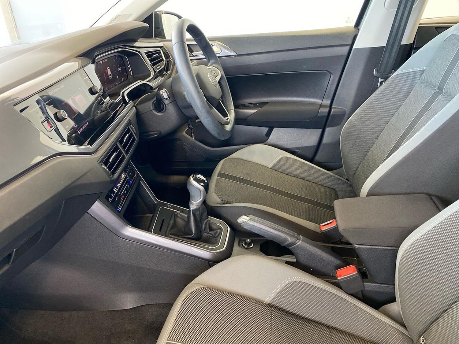 Used Volkswagen Polo 2022 for sale - 77813387: Photo 39