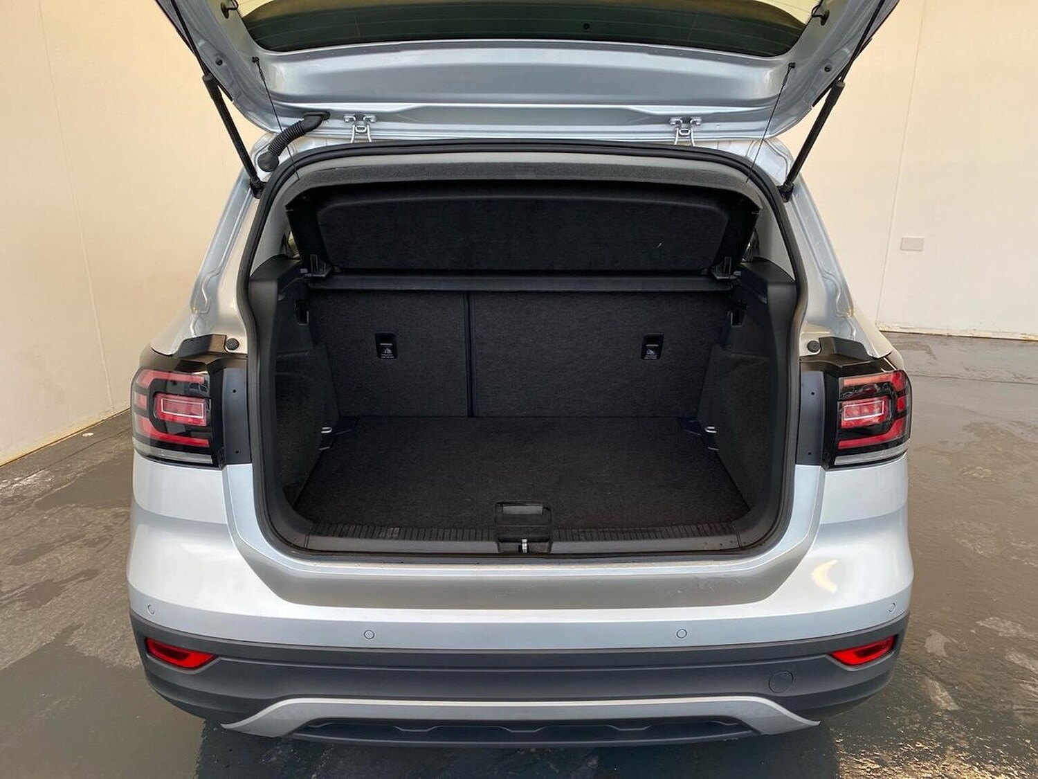 Used Volkswagen T-Cross 2019 for sale - 76877944: Photo 17