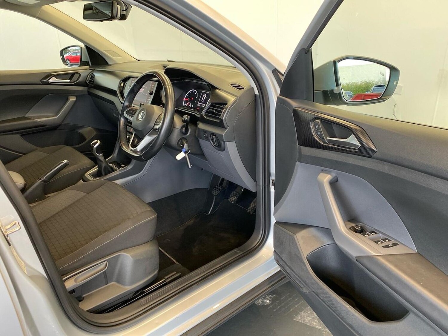 Used Volkswagen T-Cross 2019 for sale - 76877944: Photo 21