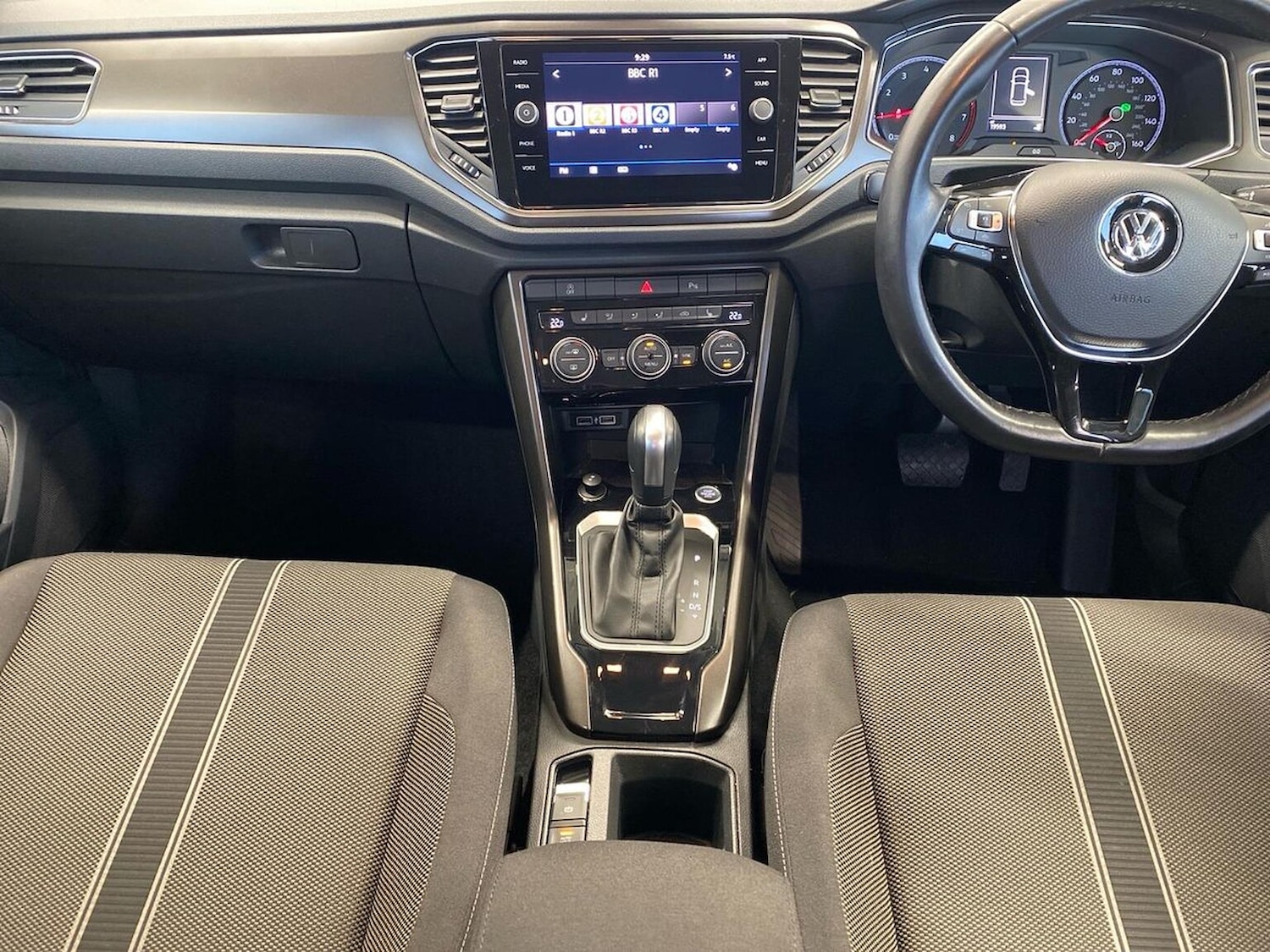 Used Volkswagen T-Roc 2020 for sale - 76725907: Photo 12