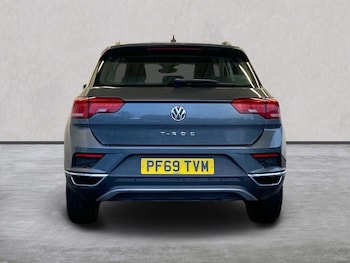 Used Volkswagen T-Roc 2020 for sale - 76725907: Photo