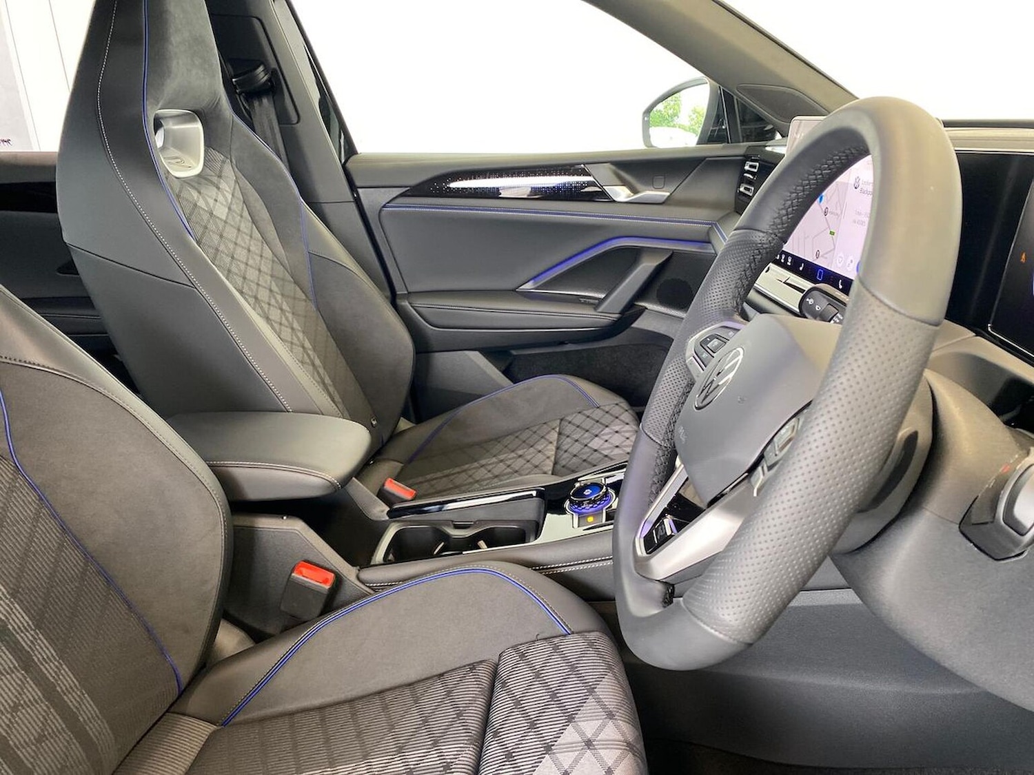 Used Volkswagen Tiguan 2025 for sale - 76906286: Photo 32