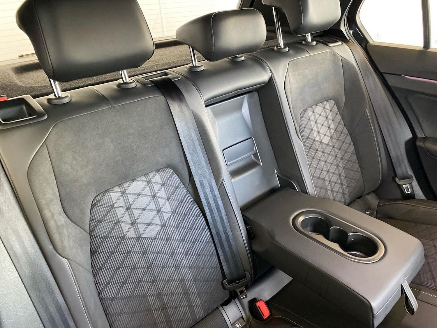 Used Volkswagen Golf 2025 for sale - 78176526: Photo 16