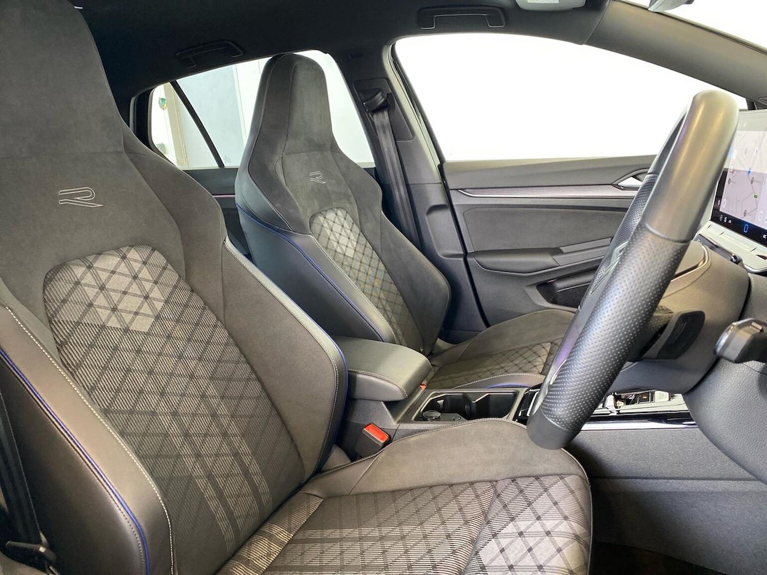 Used Volkswagen Golf 2025 for sale - 78176526: Photo 32