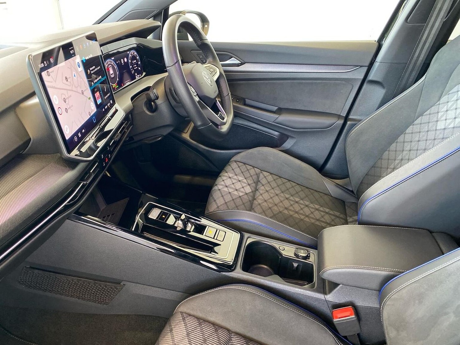 Used Volkswagen Golf 2025 for sale - 78176526: Photo 39