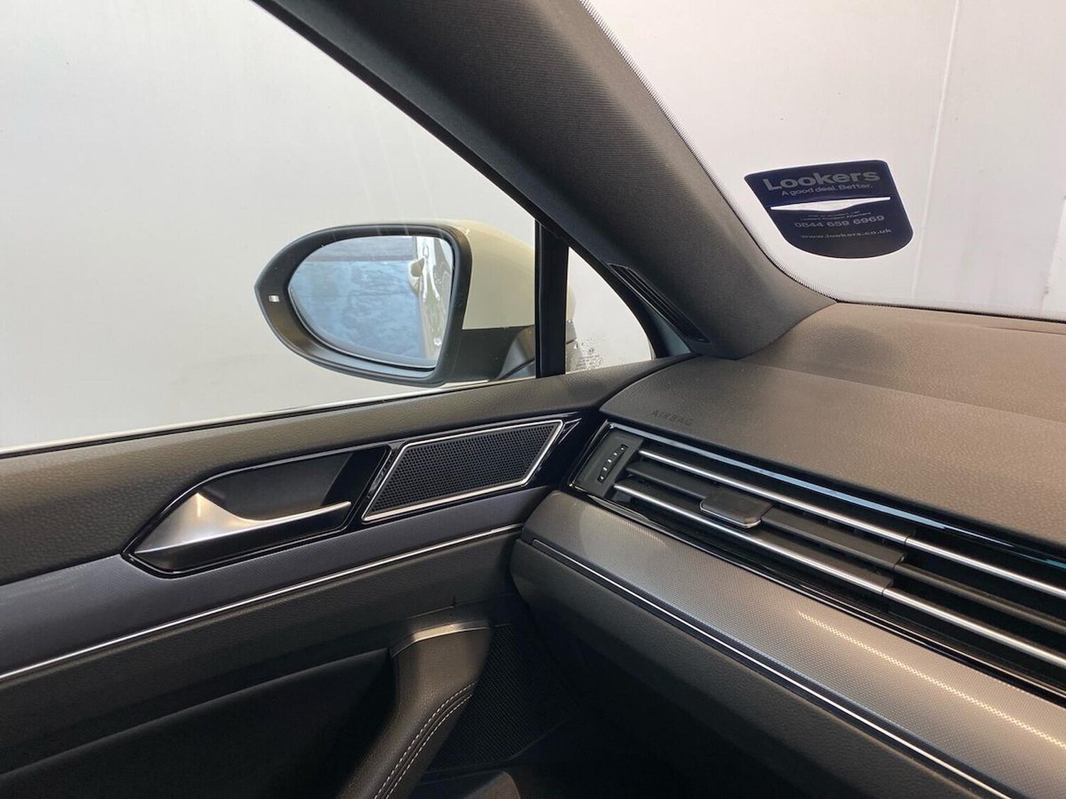 Used Volkswagen Passat 2018 for sale - 76353674: Photo 31