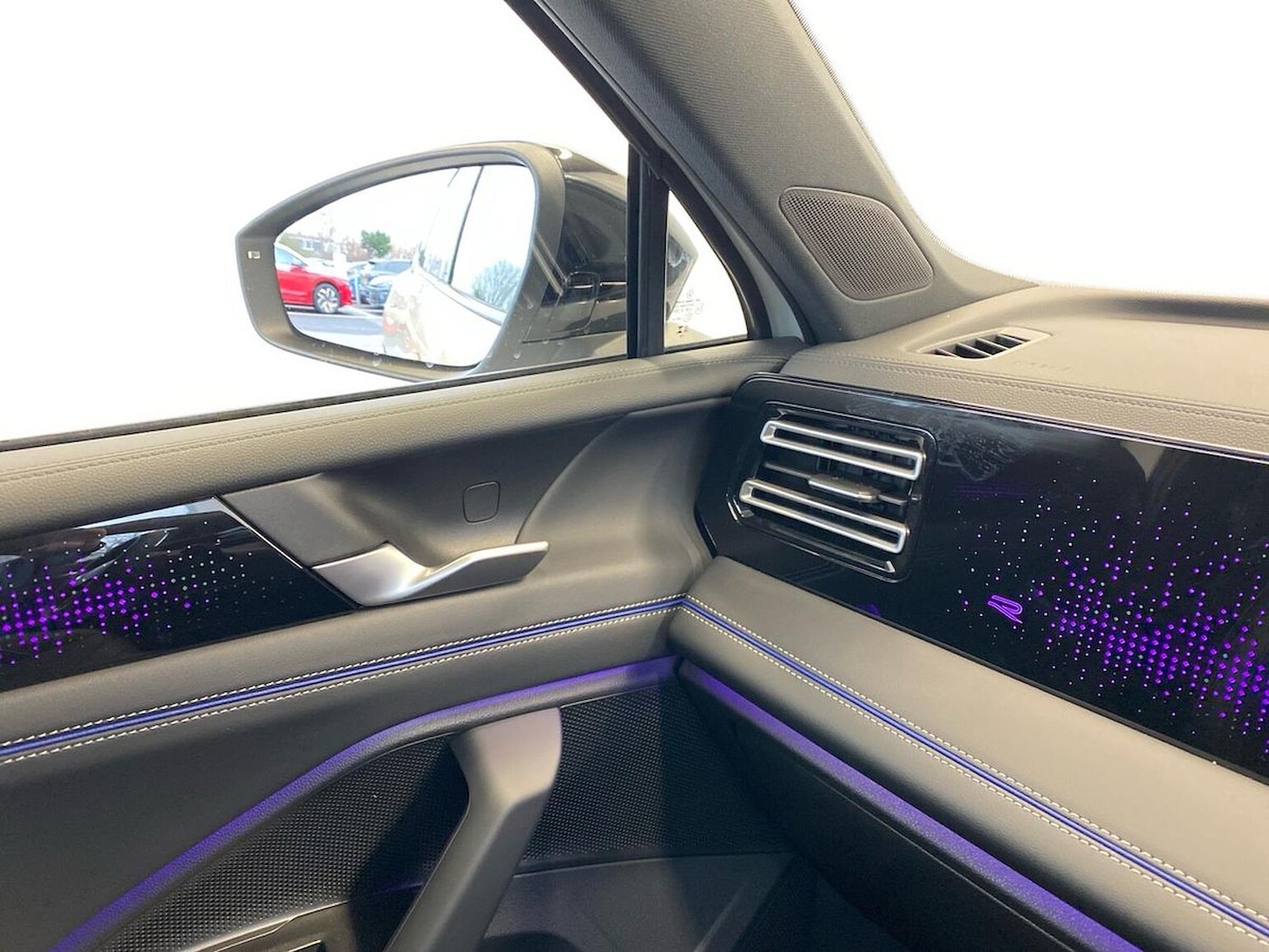 Used Volkswagen Tiguan 2025 for sale - 77605503: Photo 31