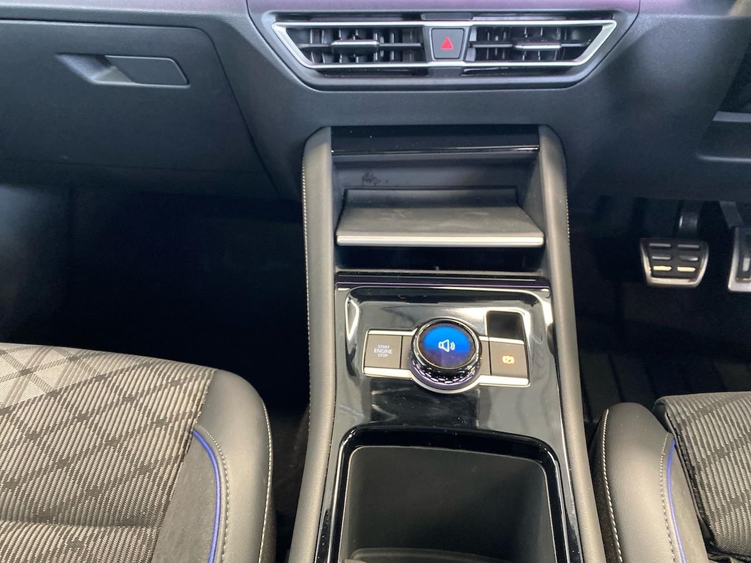 Used Volkswagen Tiguan 2025 for sale - 78195306: Photo 12