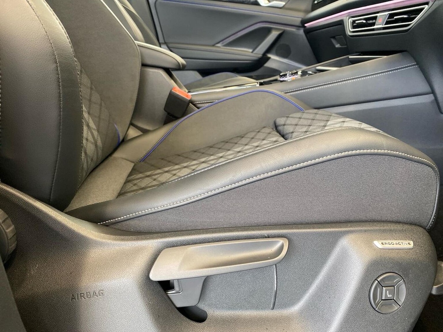 Used Volkswagen Tiguan 2025 for sale - 78195306: Photo 30