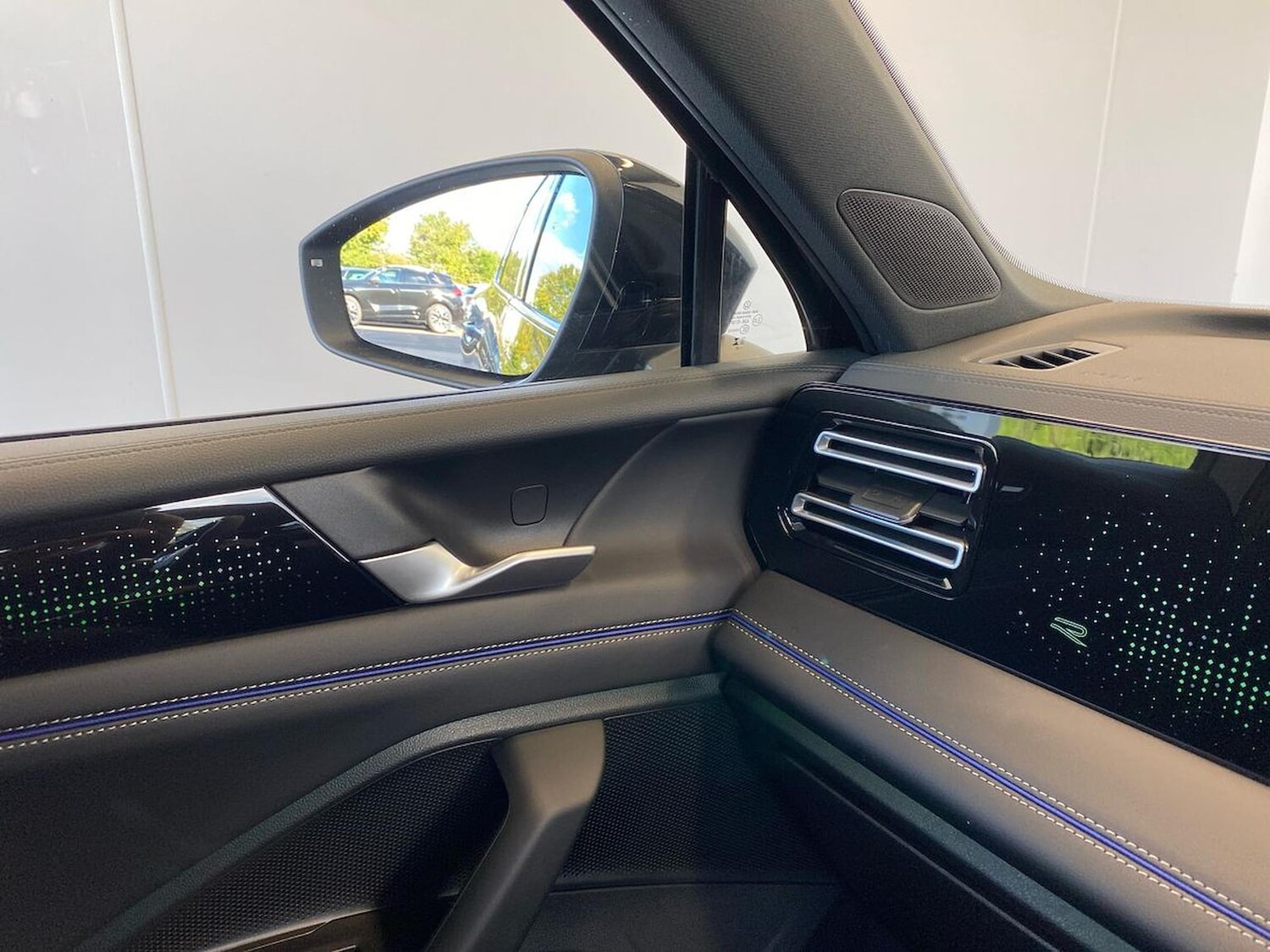 Used Volkswagen Tiguan 2025 for sale - 78195330: Photo 31