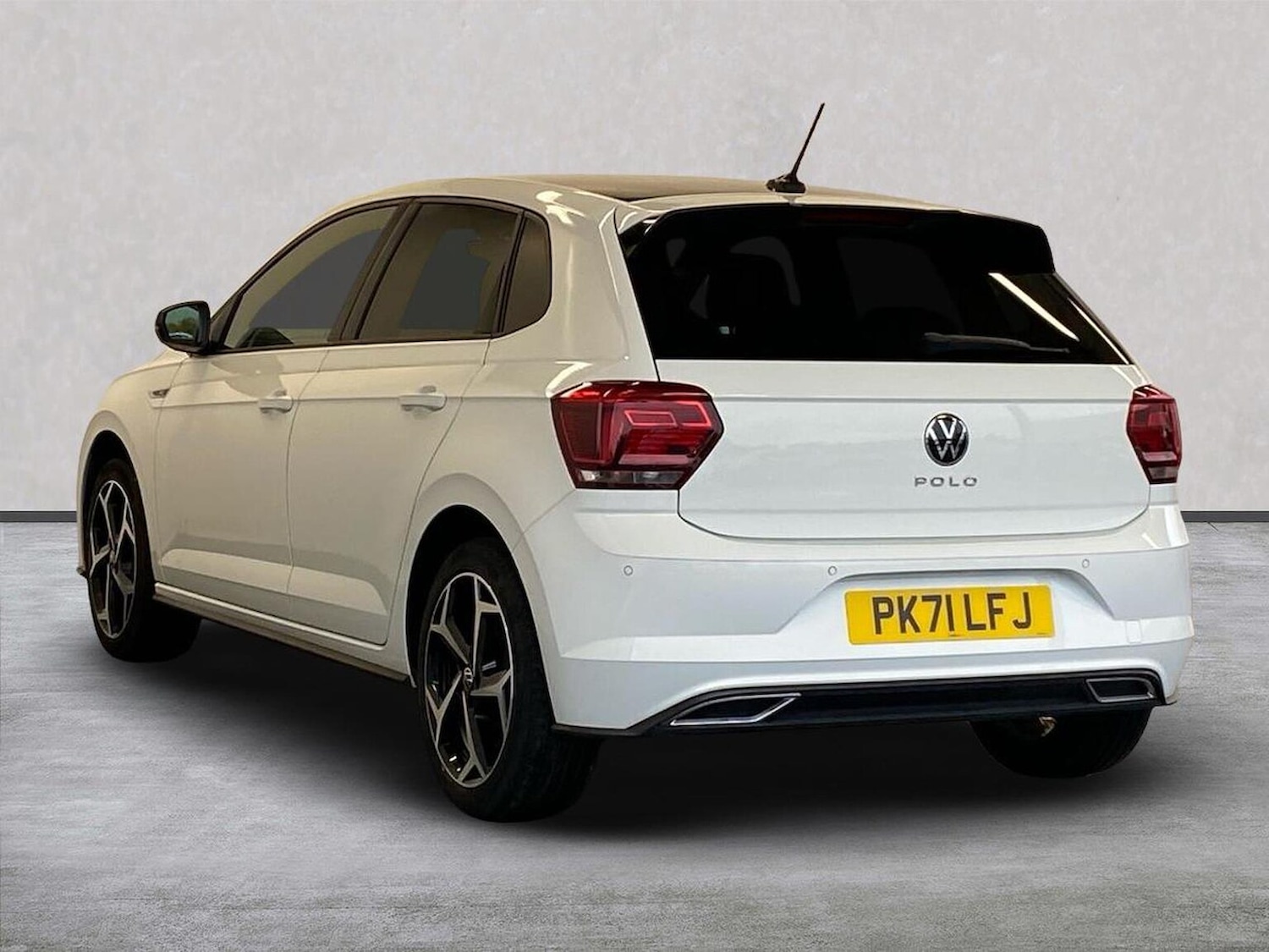 Used Volkswagen Polo 2021 for sale - 76144248: Photo 2