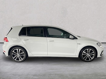 Used Volkswagen Golf 2019 for sale - 75968884: Photo