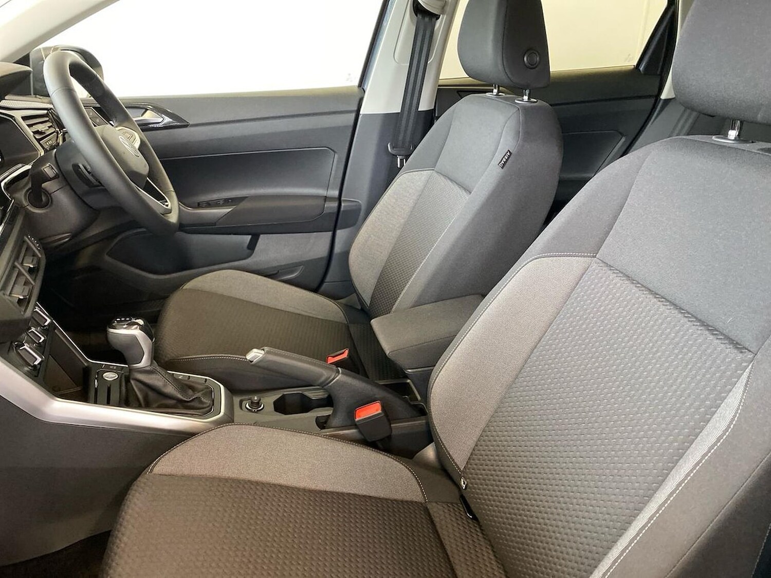 Used Volkswagen Taigo 2025 for sale - 76316682: Photo 40