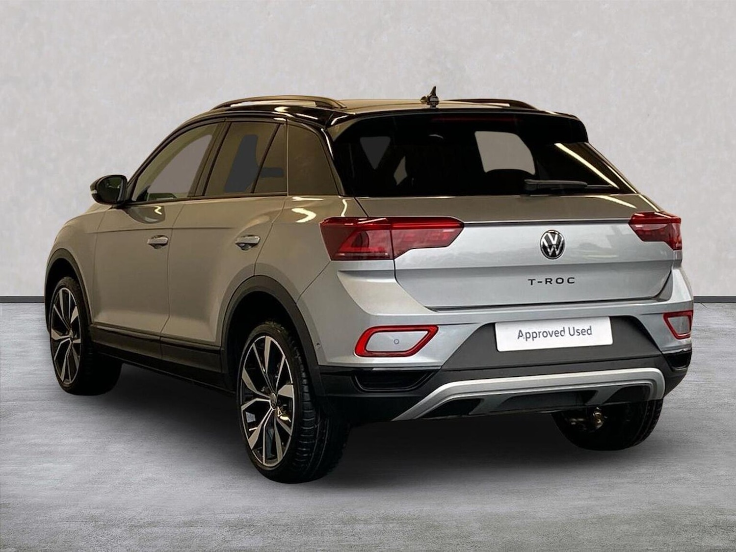 Used Volkswagen T-Roc 2026 for sale - 77901680: Photo 2