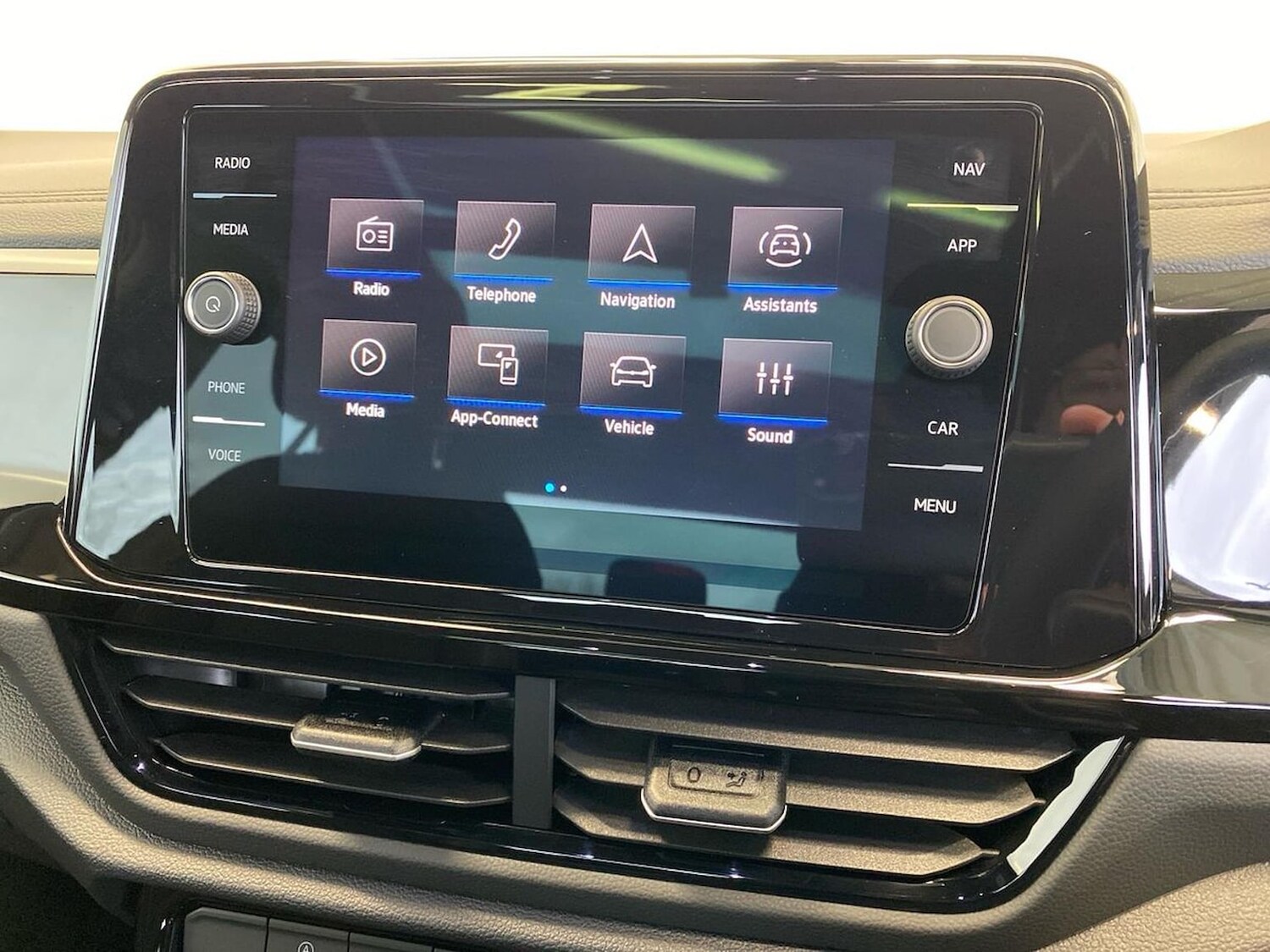 Used Volkswagen T-Roc 2026 for sale - 77901680: Photo 25