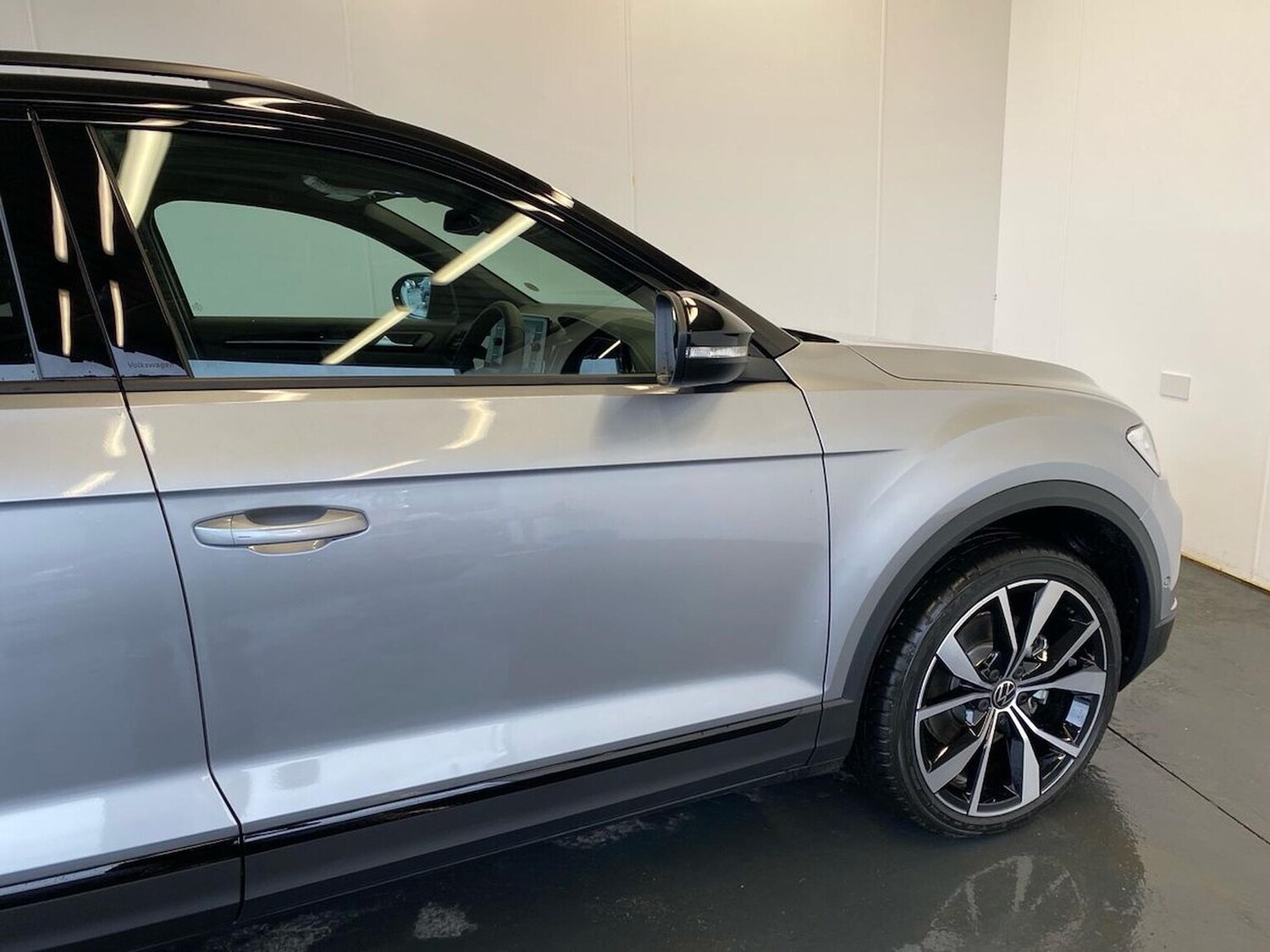 Used Volkswagen T-Roc 2026 for sale - 77901680: Photo 37