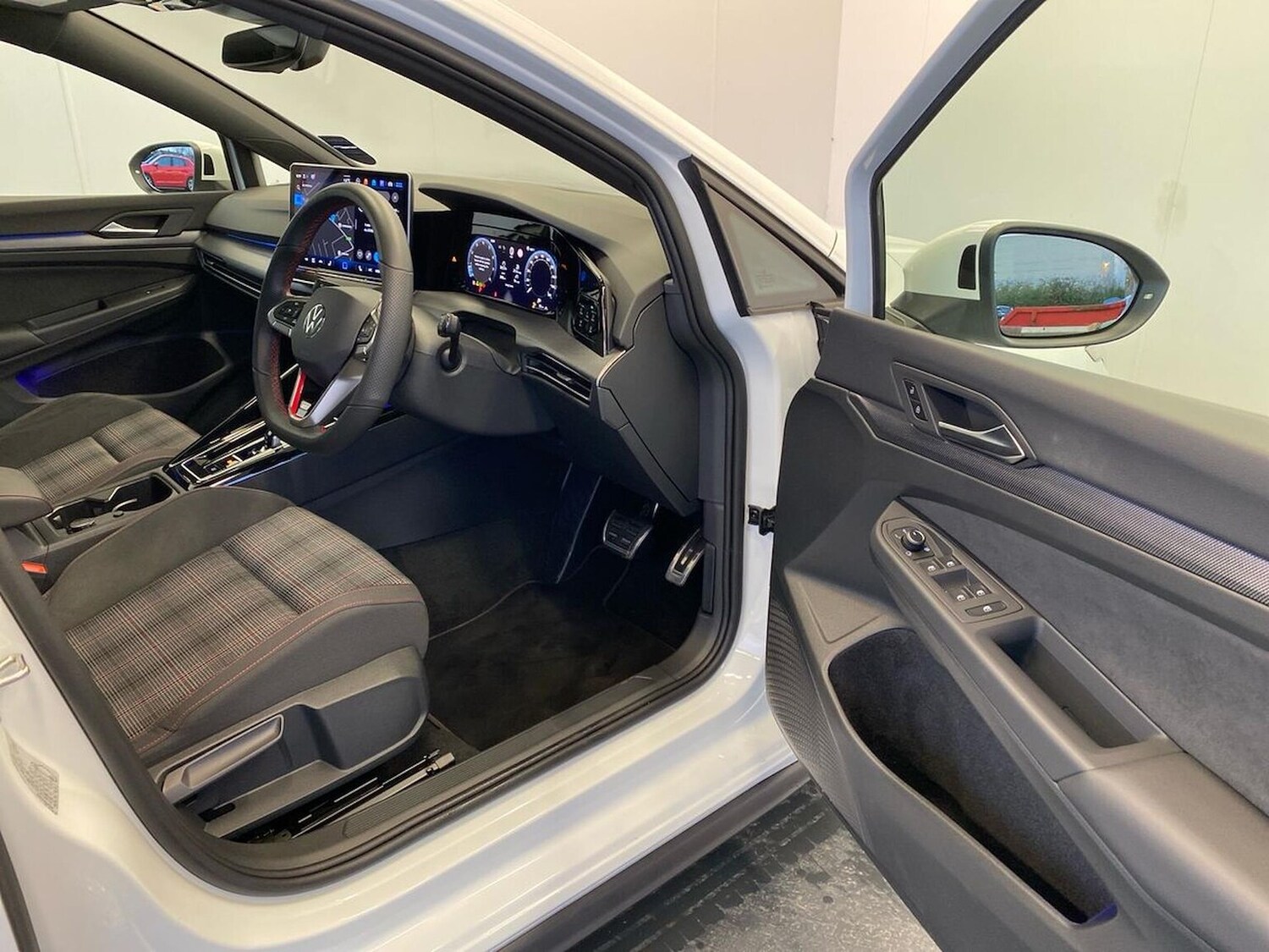 Used Volkswagen Golf 2025 for sale - 76877941: Photo 21