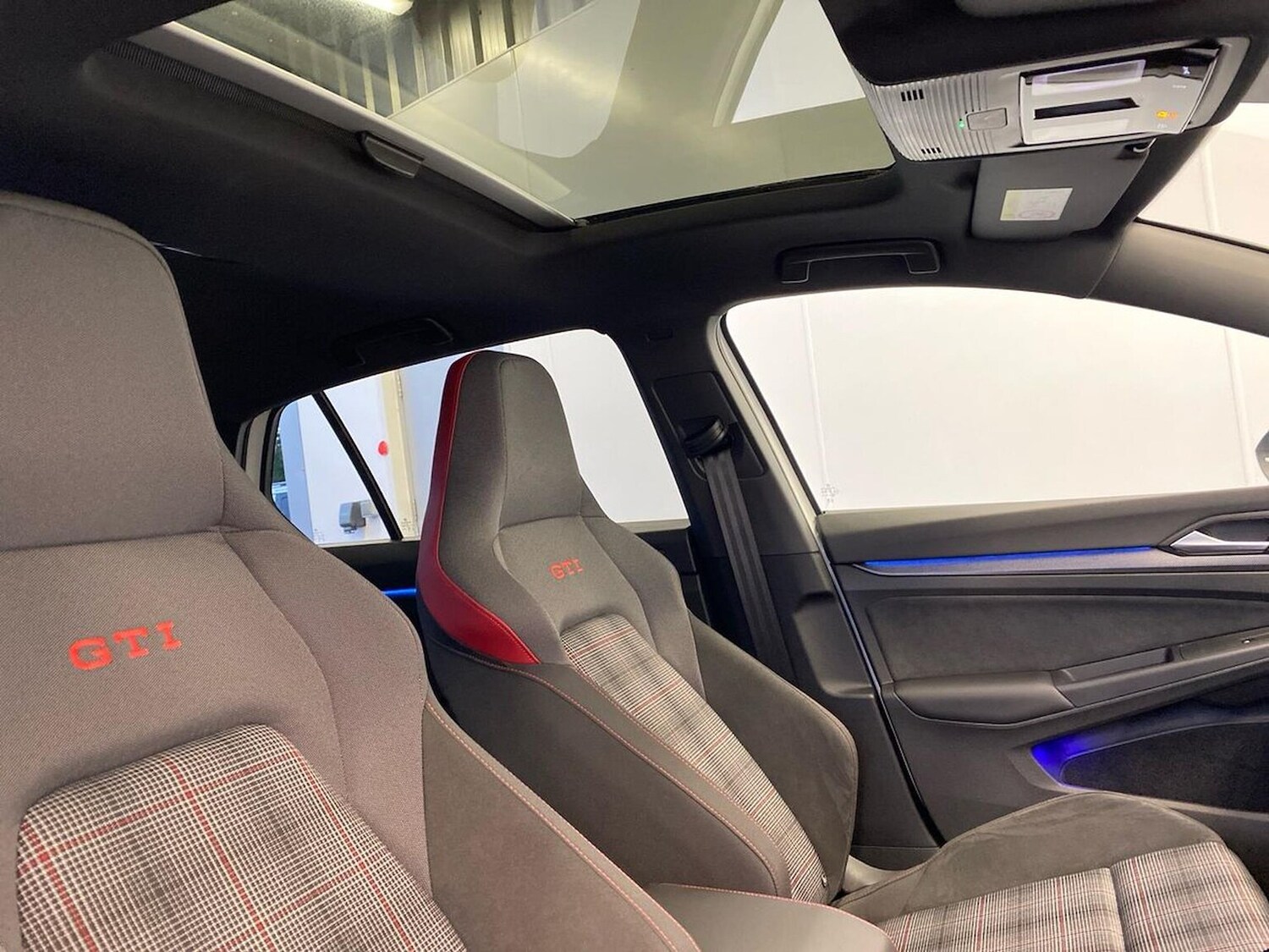 Used Volkswagen Golf 2025 for sale - 76877941: Photo 32