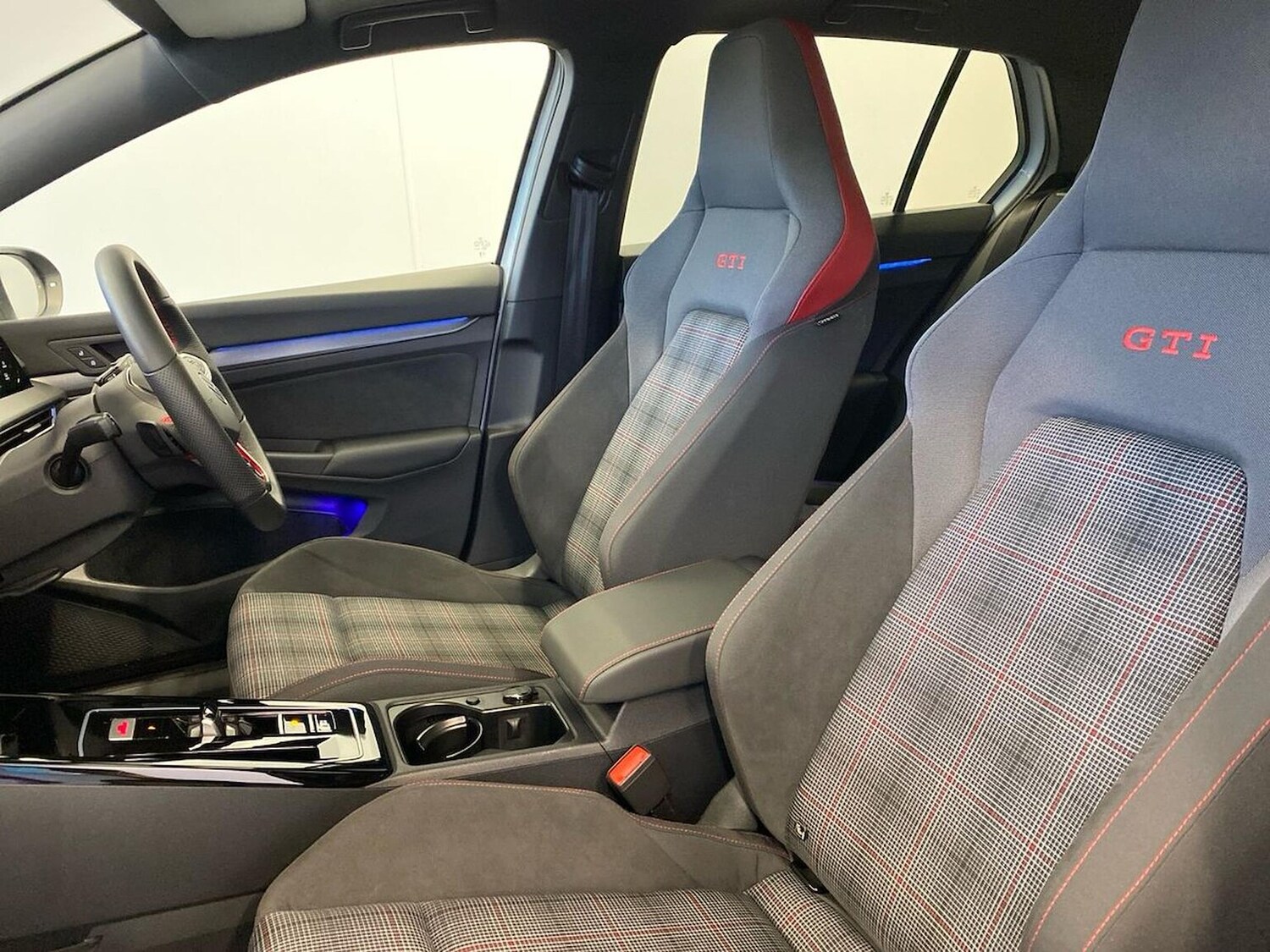 Used Volkswagen Golf 2025 for sale - 76877941: Photo 40