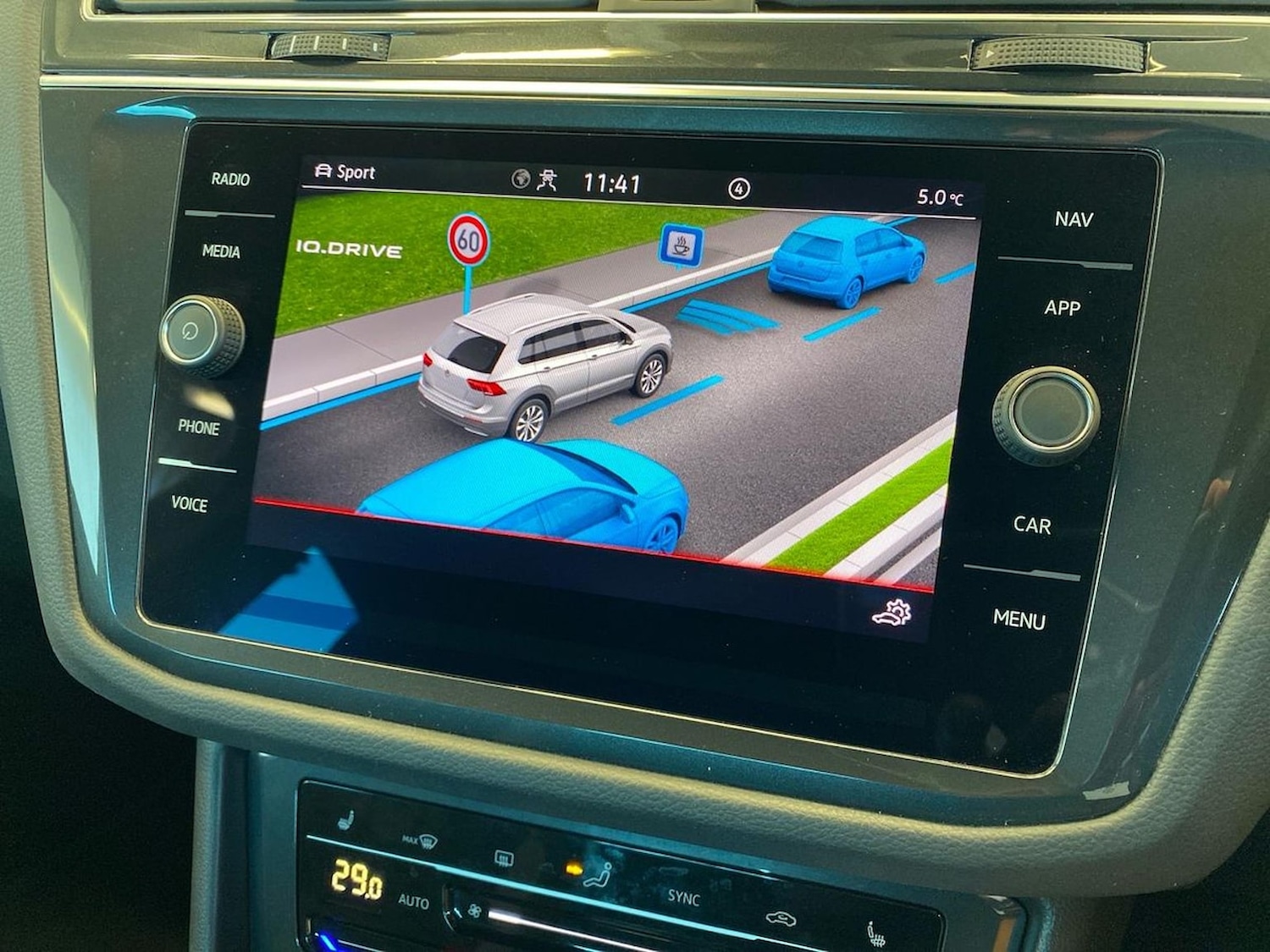 Used Volkswagen Tiguan 2022 for sale - 76628191: Photo 11