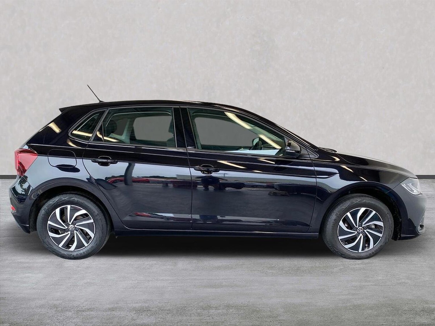 Used Volkswagen Polo 2023 for sale - 76144303: Photo 3