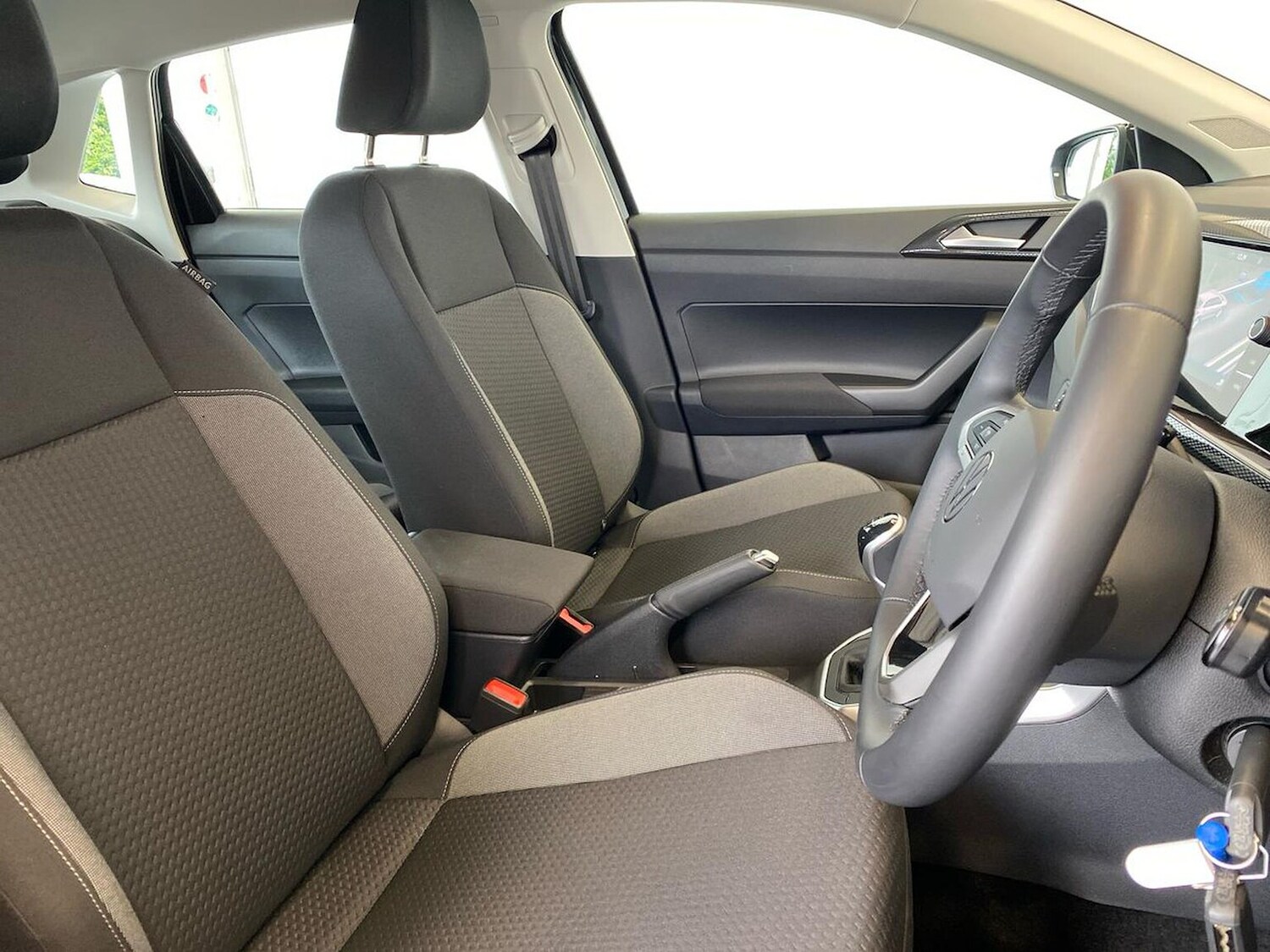 Used Volkswagen Polo 2023 for sale - 76144303: Photo 32