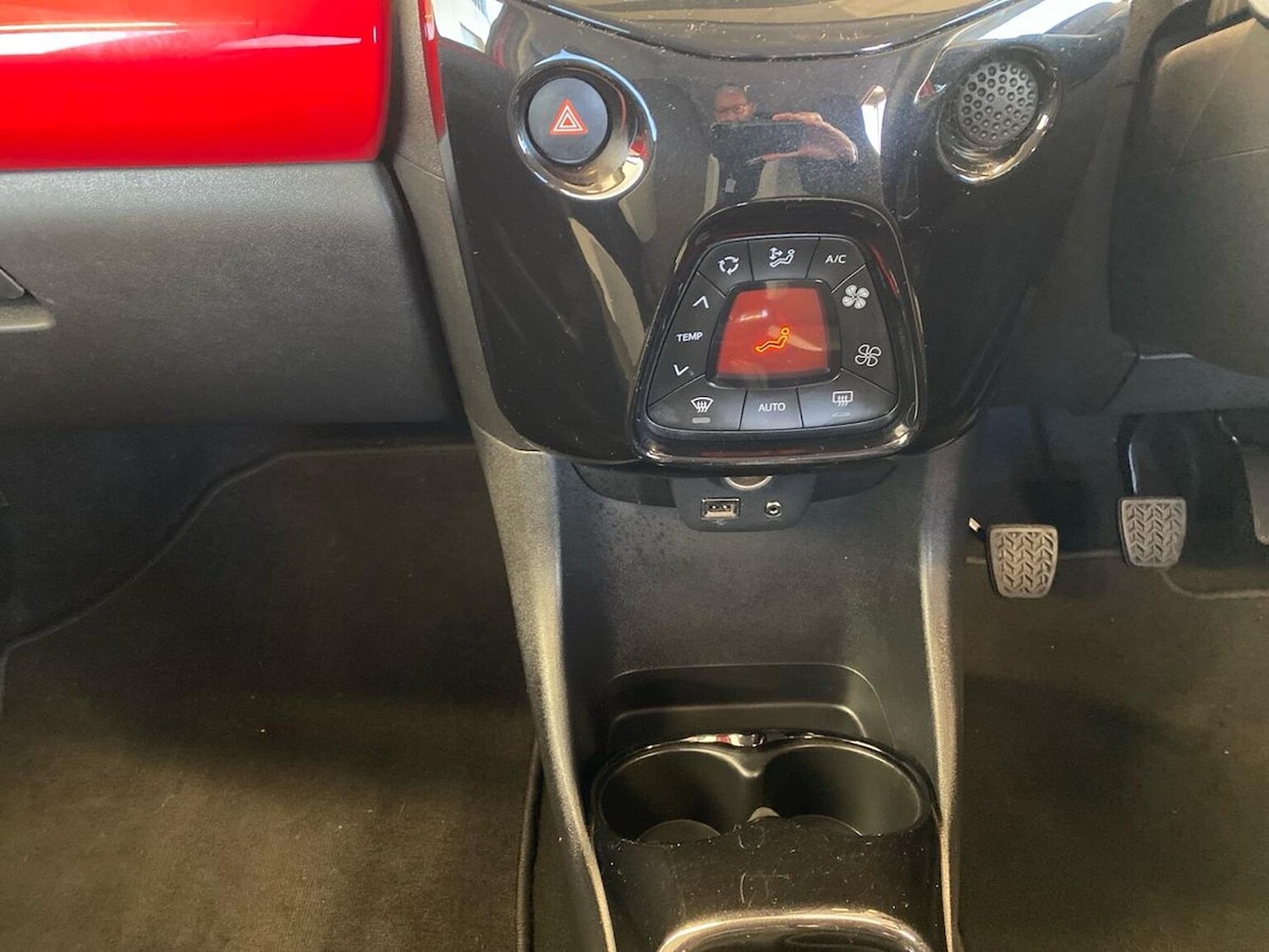 Used Toyota AYGO 2017 for sale - 78194775: Photo 12