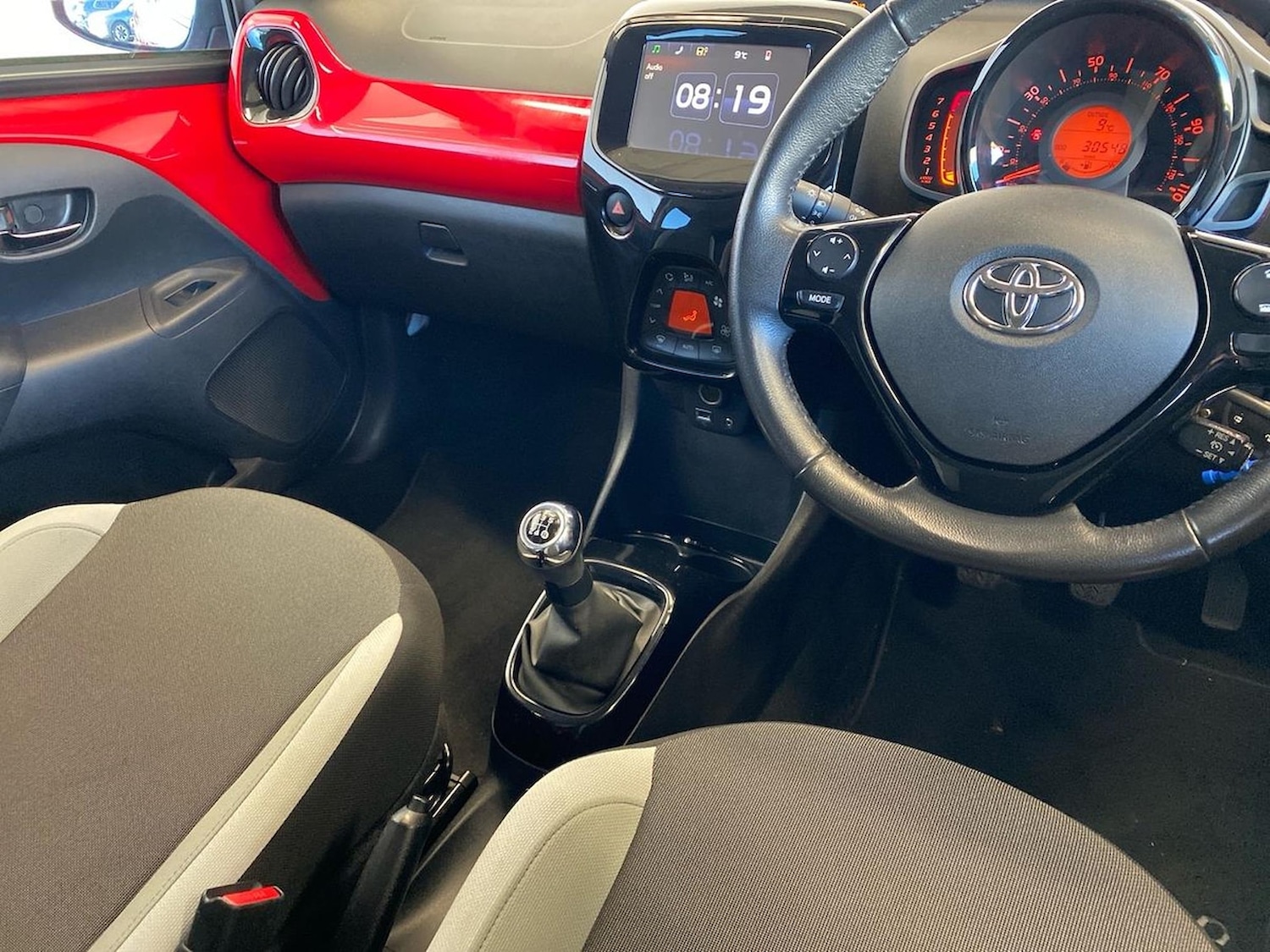 Used Toyota AYGO 2017 for sale - 78194775: Photo 13