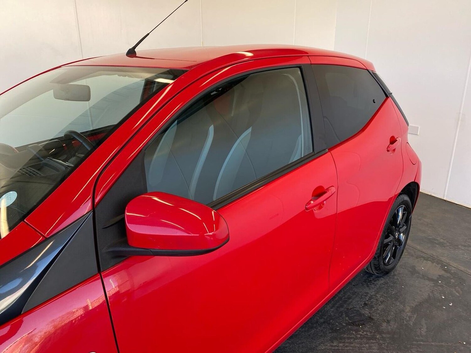 Used Toyota AYGO 2017 for sale - 78194775: Photo 38