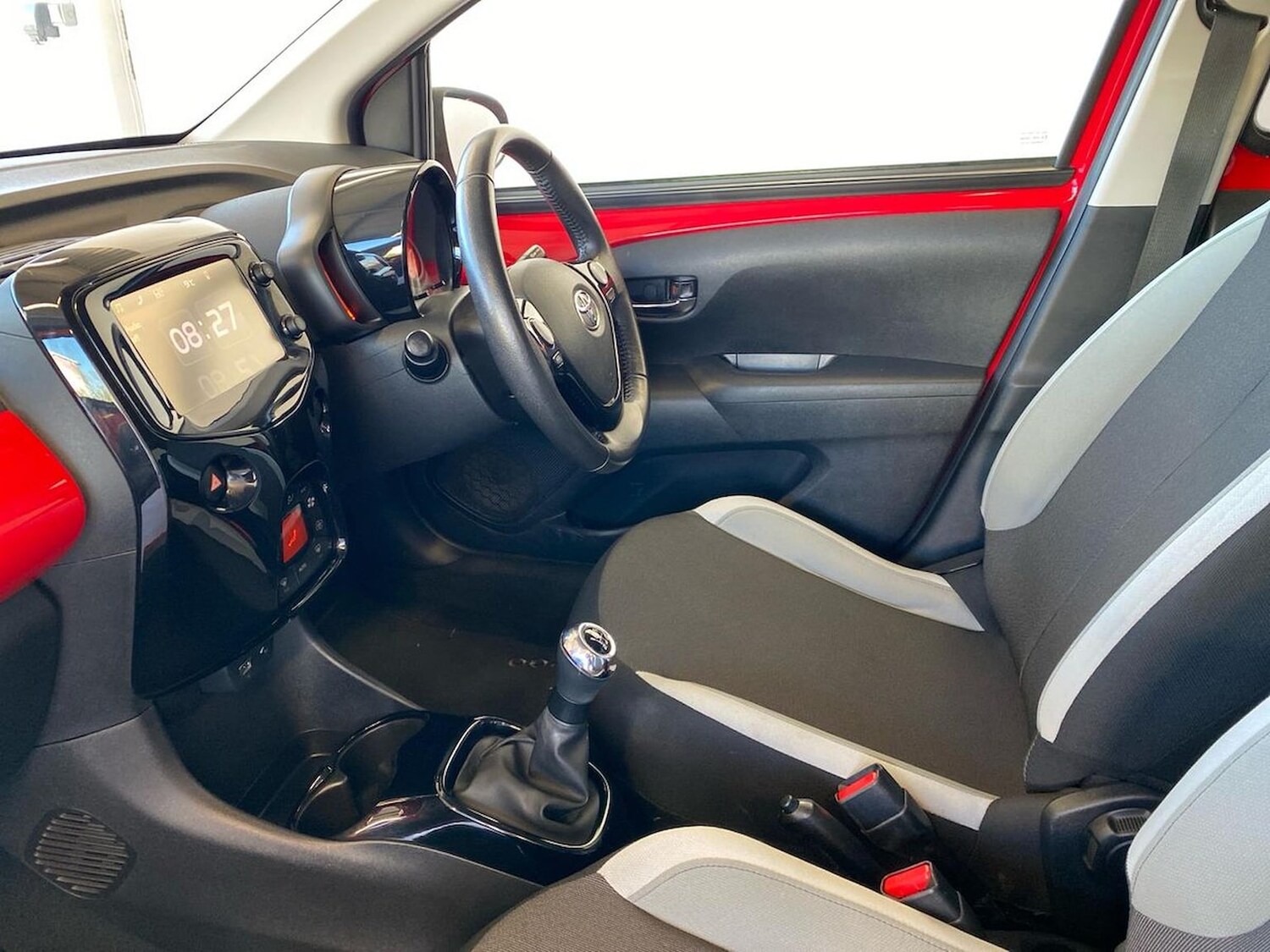 Used Toyota AYGO 2017 for sale - 78194775: Photo 40