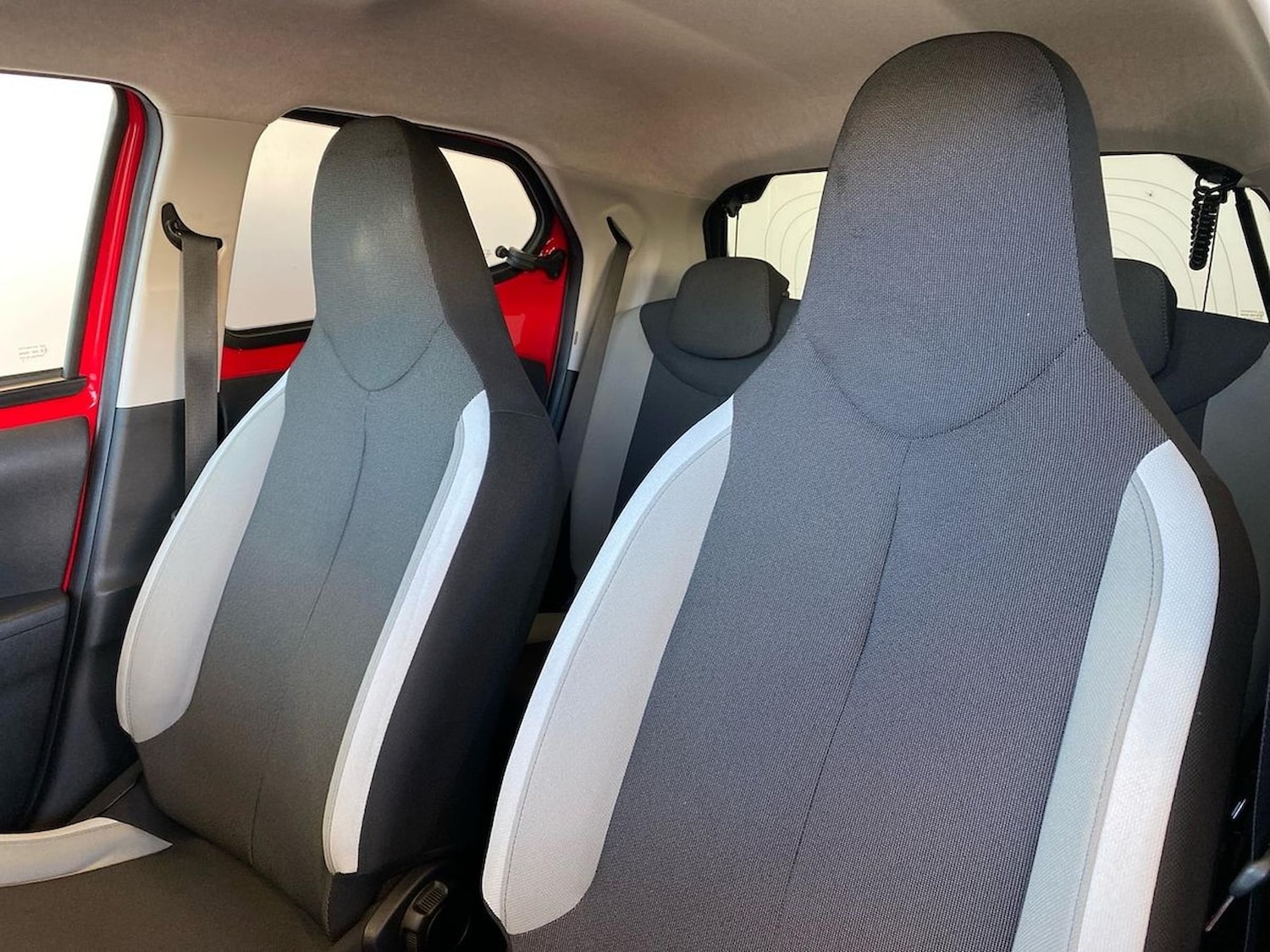 Used Toyota AYGO 2017 for sale - 78194775: Photo 41