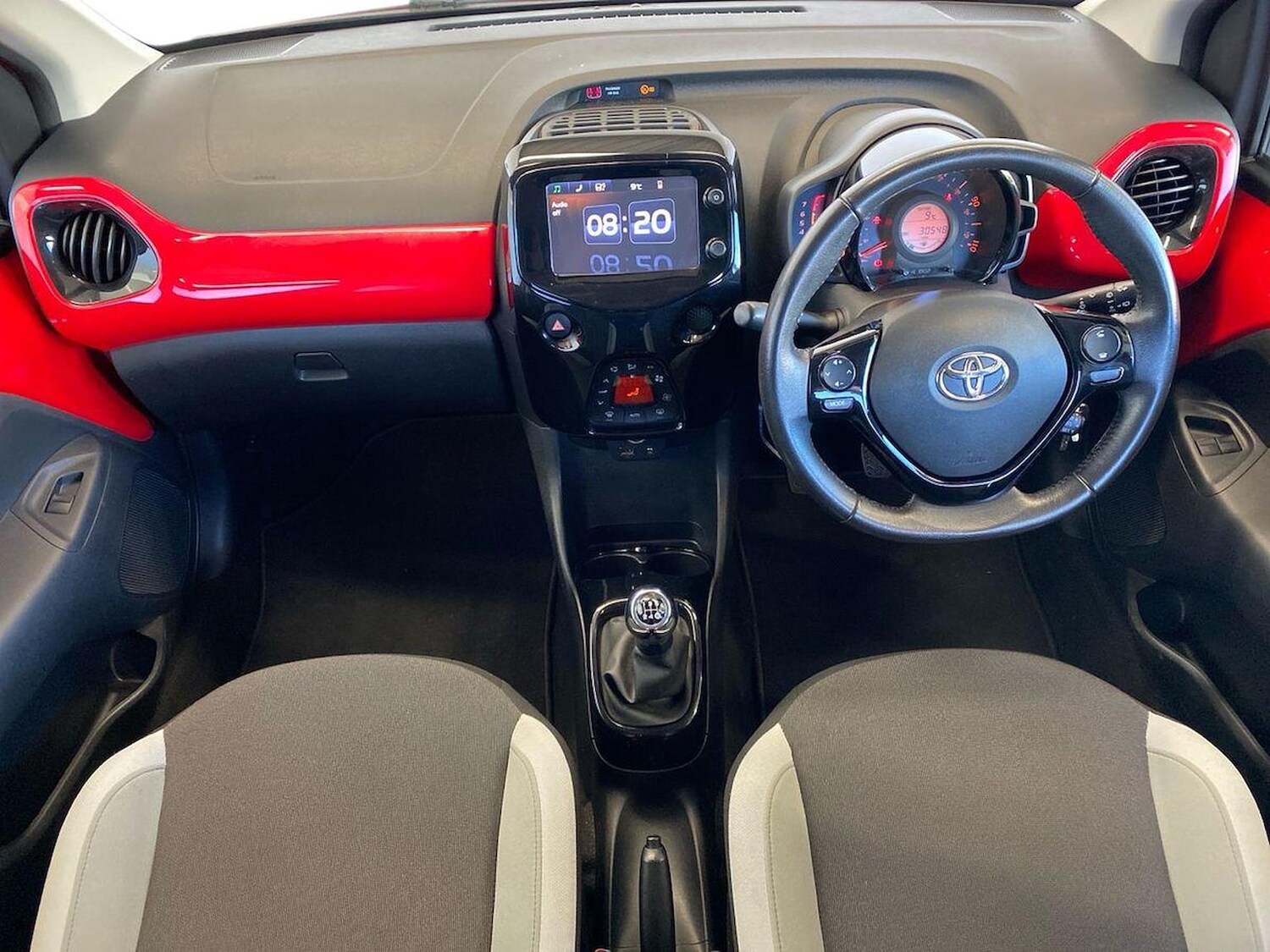 Used Toyota AYGO 2017 for sale - 78194775: Photo 8