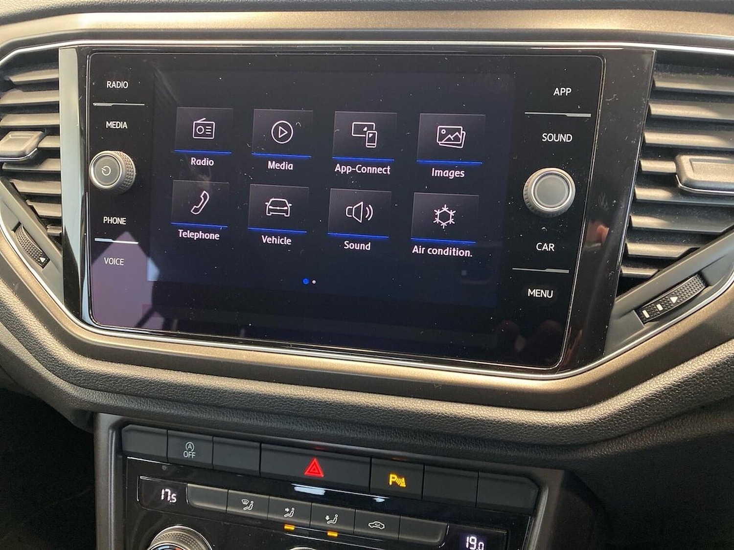 Used Volkswagen T-Roc 2018 for sale - 77077293: Photo 13