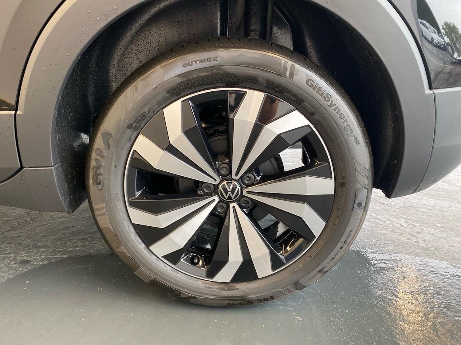 Used Volkswagen T-Cross 2025 for sale - 77488817: Photo 6