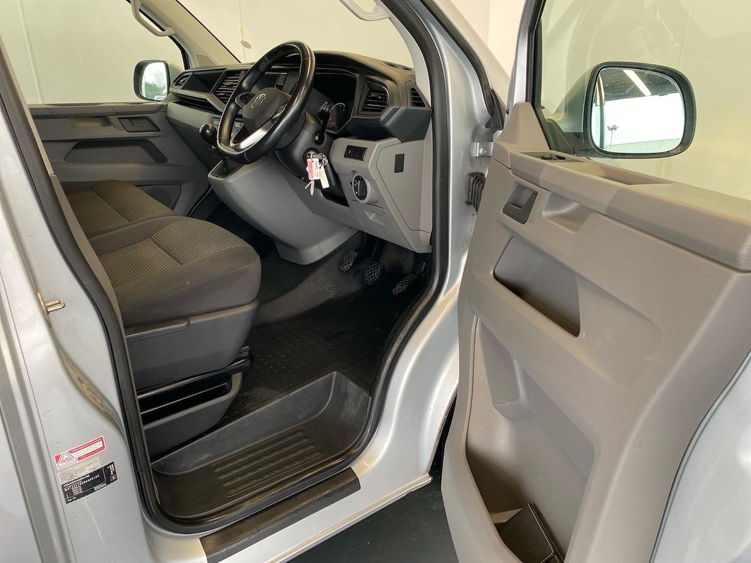 Used Volkswagen Transporter 2023 for sale - 78195305: Photo 21