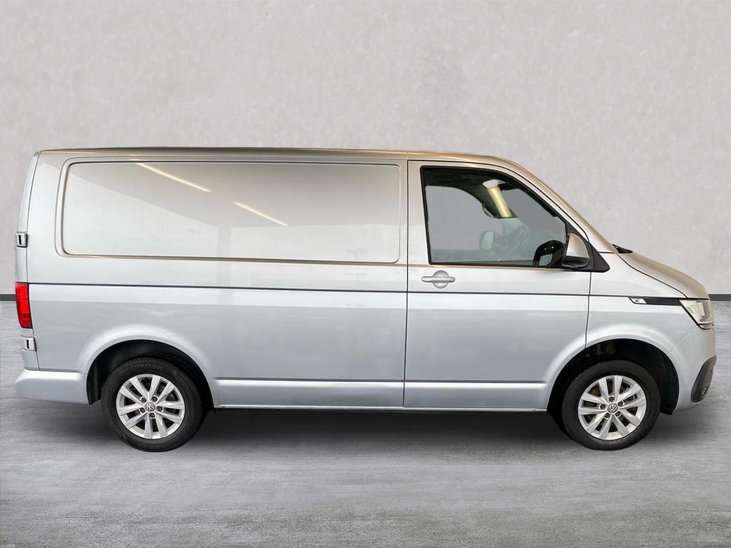 Used Volkswagen Transporter 2023 for sale - 78195305: Photo 3