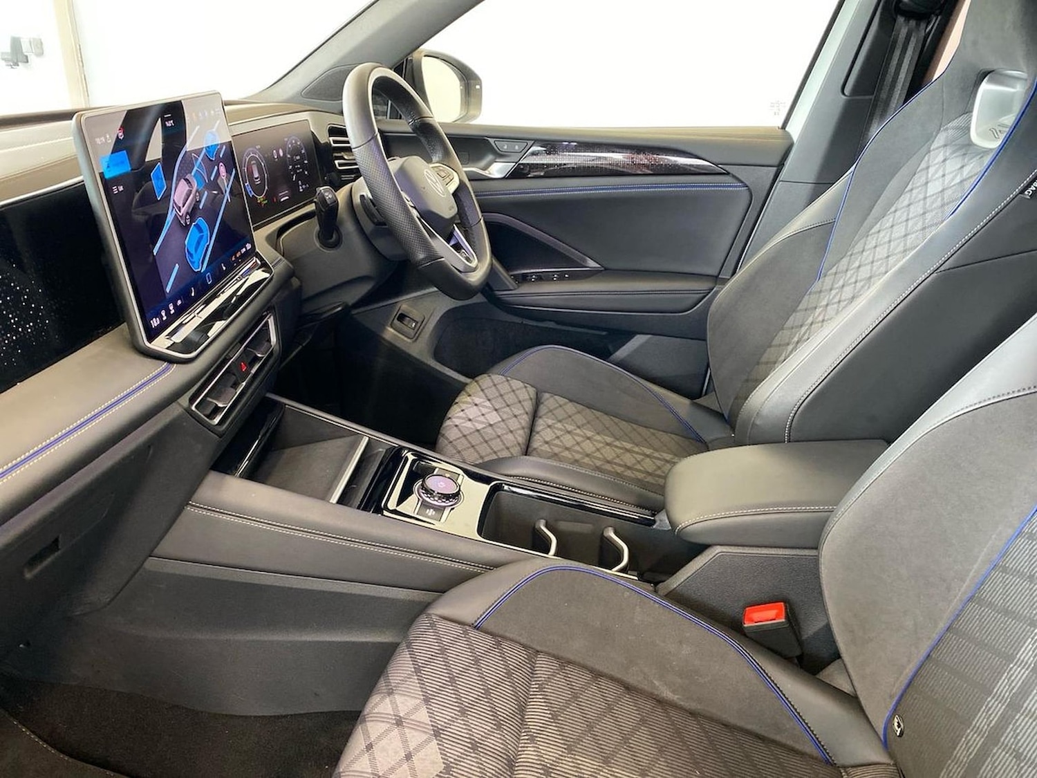 Used Volkswagen Tiguan 2024 for sale - 76412497: Photo 40