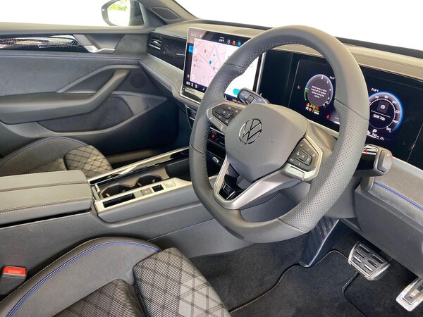 Used Volkswagen Passat 2025 for sale - 75514712: Photo 15