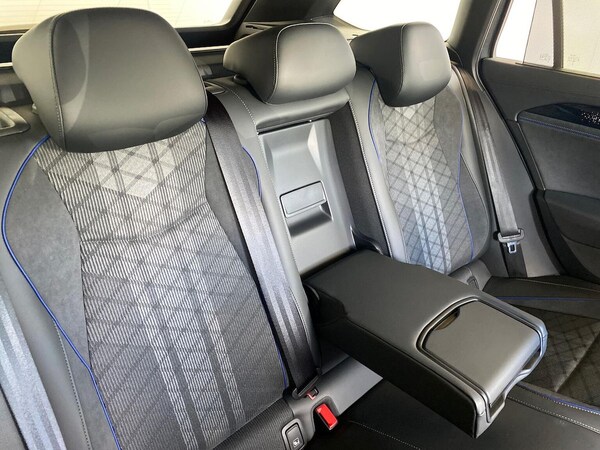 Used Volkswagen Passat 2025 for sale - 75514712: Photo 16